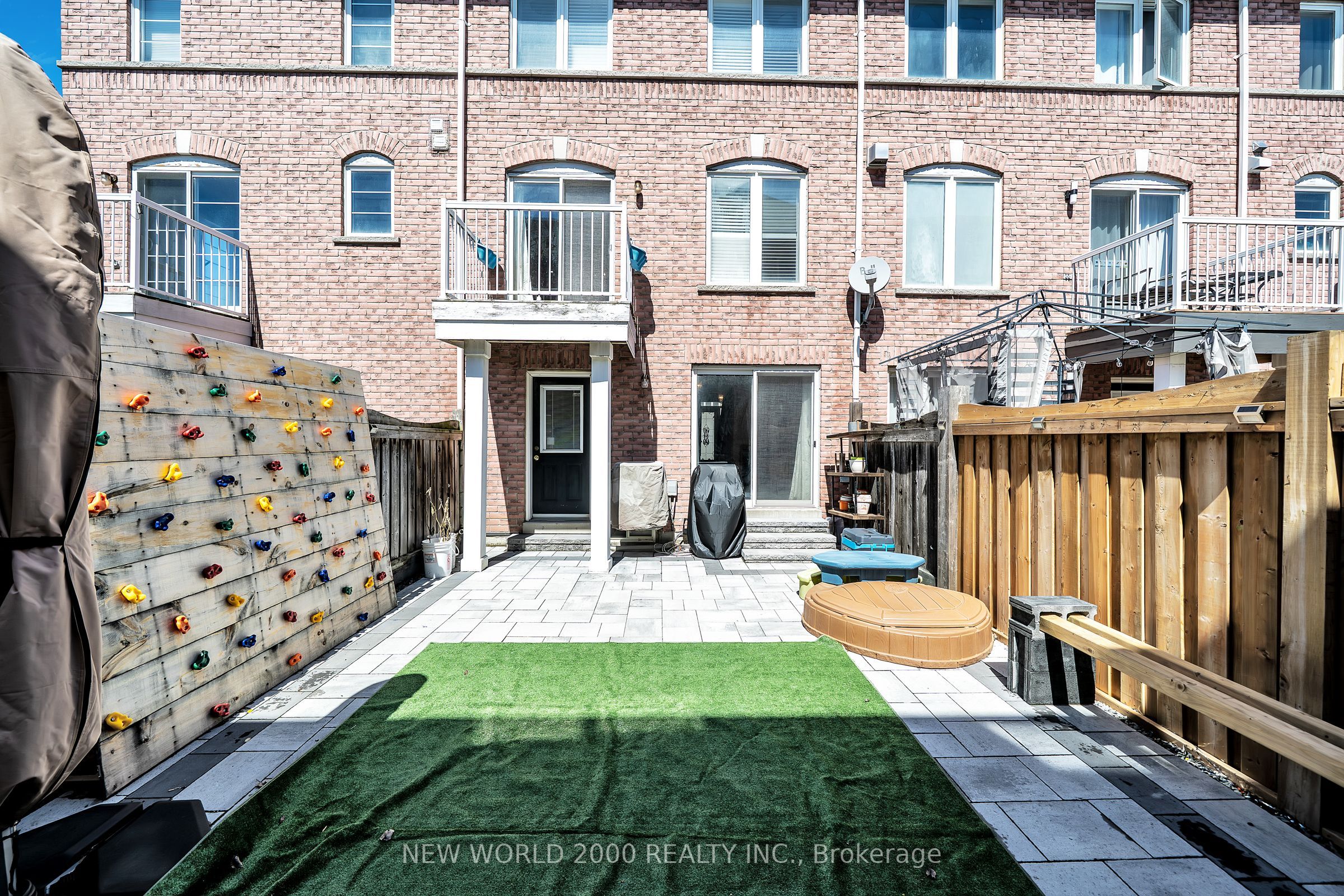 27 Stonewood Street