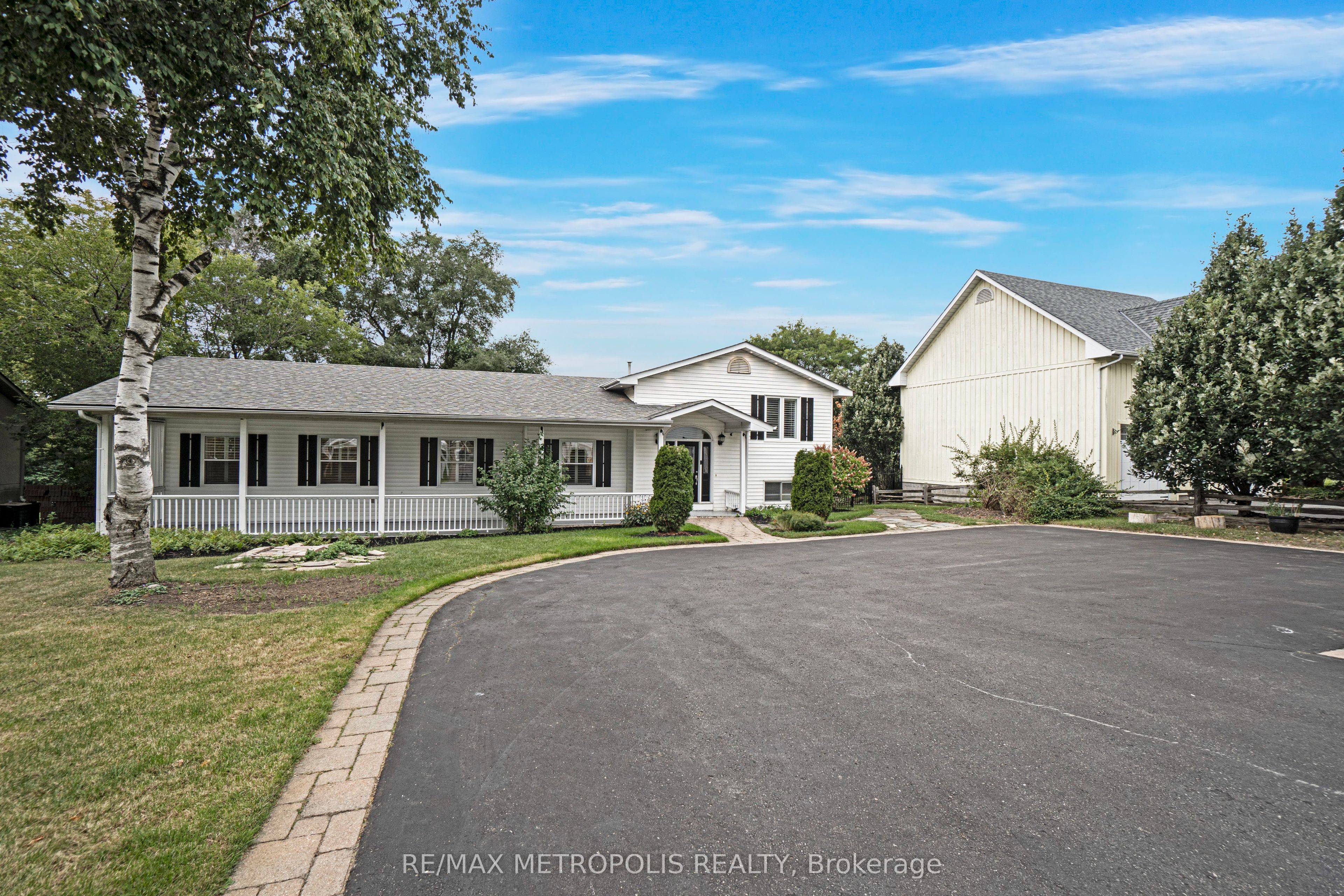 1872 Appleview Road