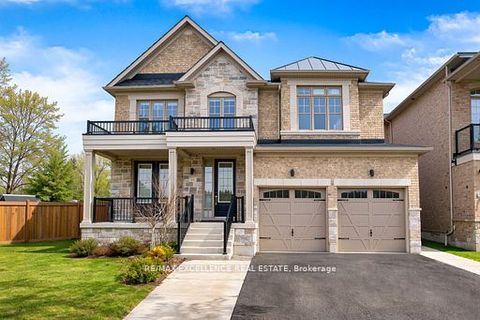 10 Pennine Drive Whitby ON L1P 0C3