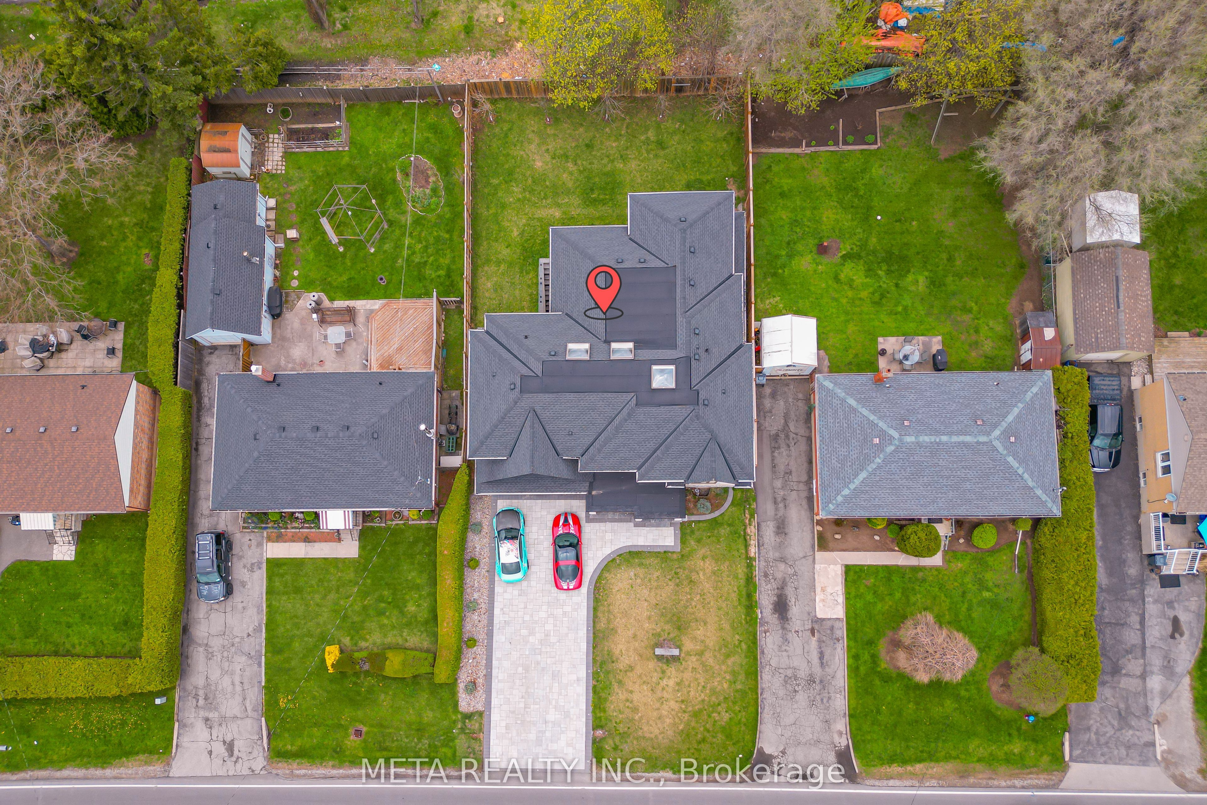 1035 Pinegrove Road