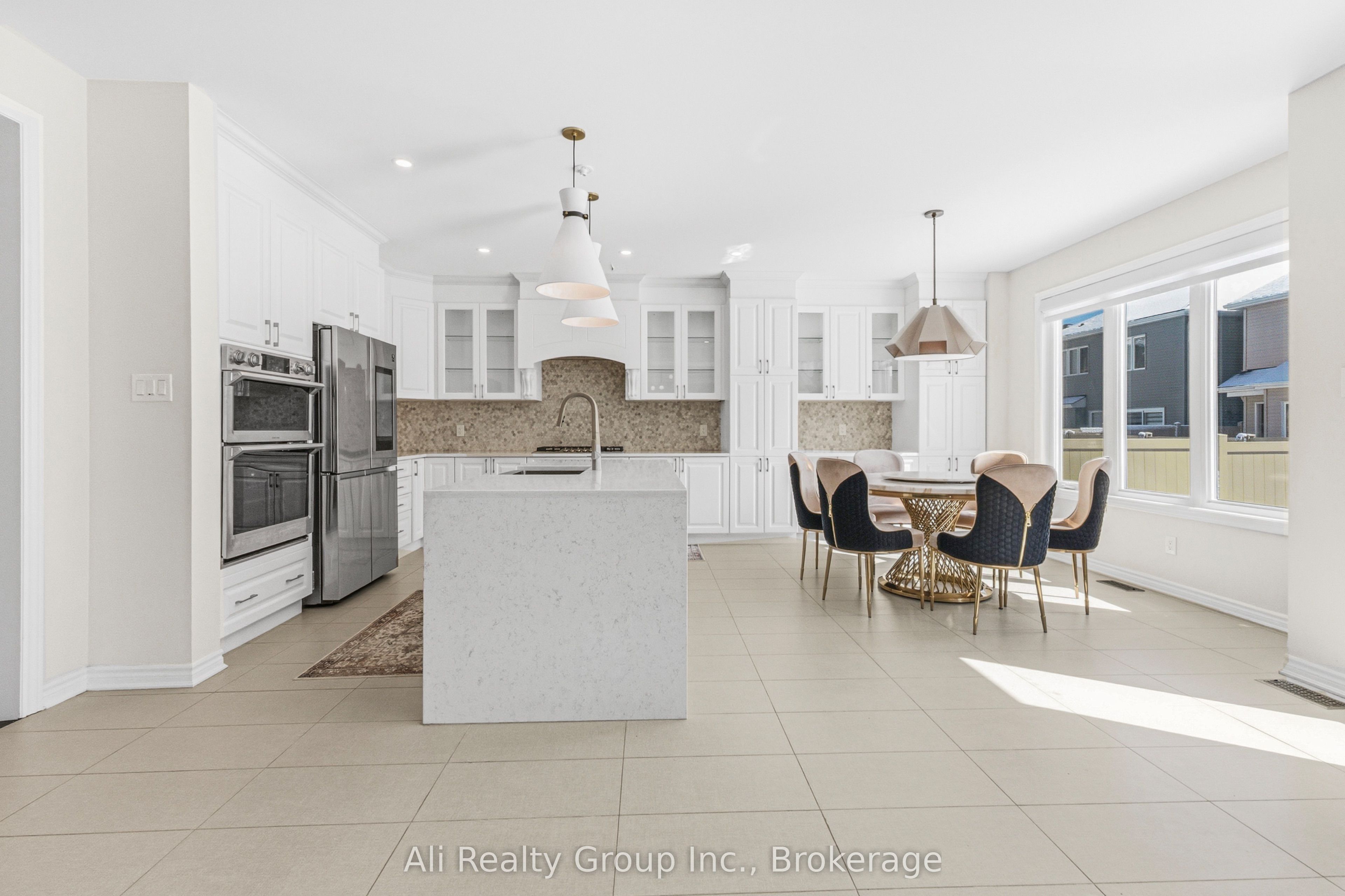 38 Mudminnow Crescent