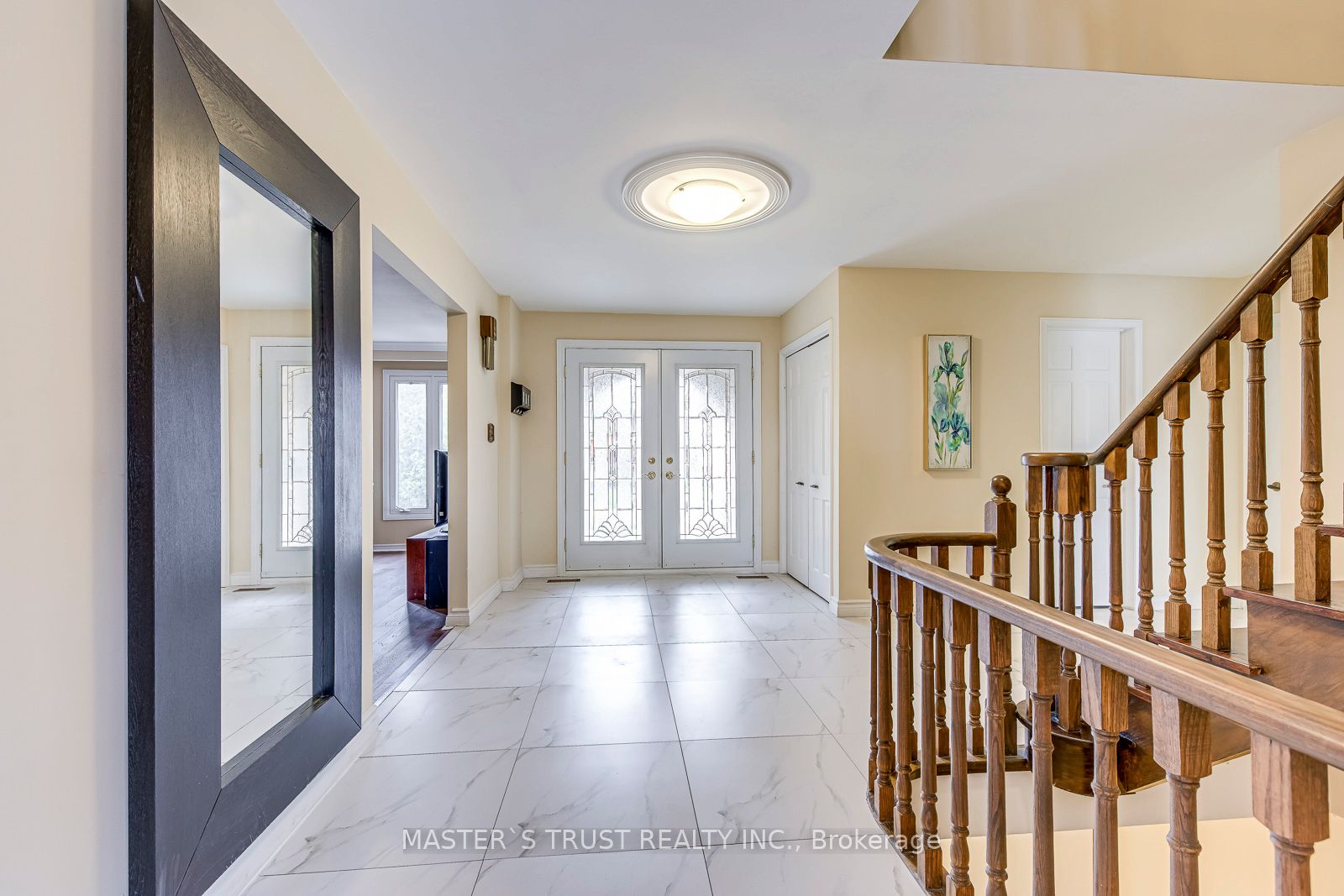 2591 Robin Drive