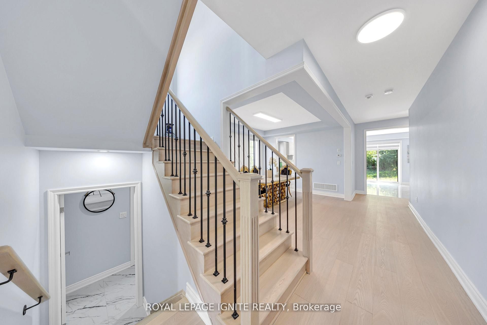 2453 Florentine Place