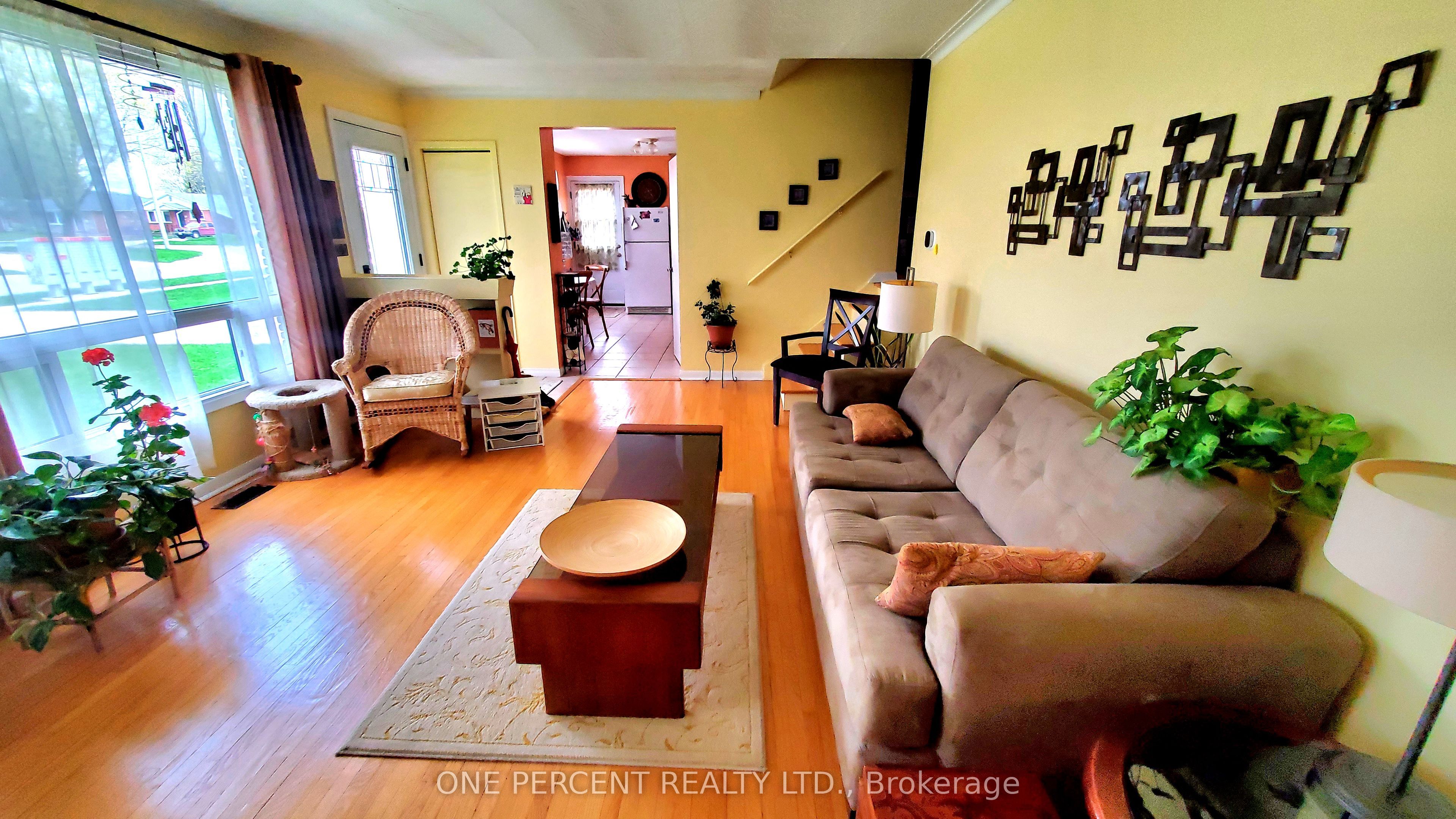 164 Redford Crescent