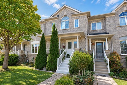97 Benjamin Hood Crescent Vaughan ON L4K 5M6