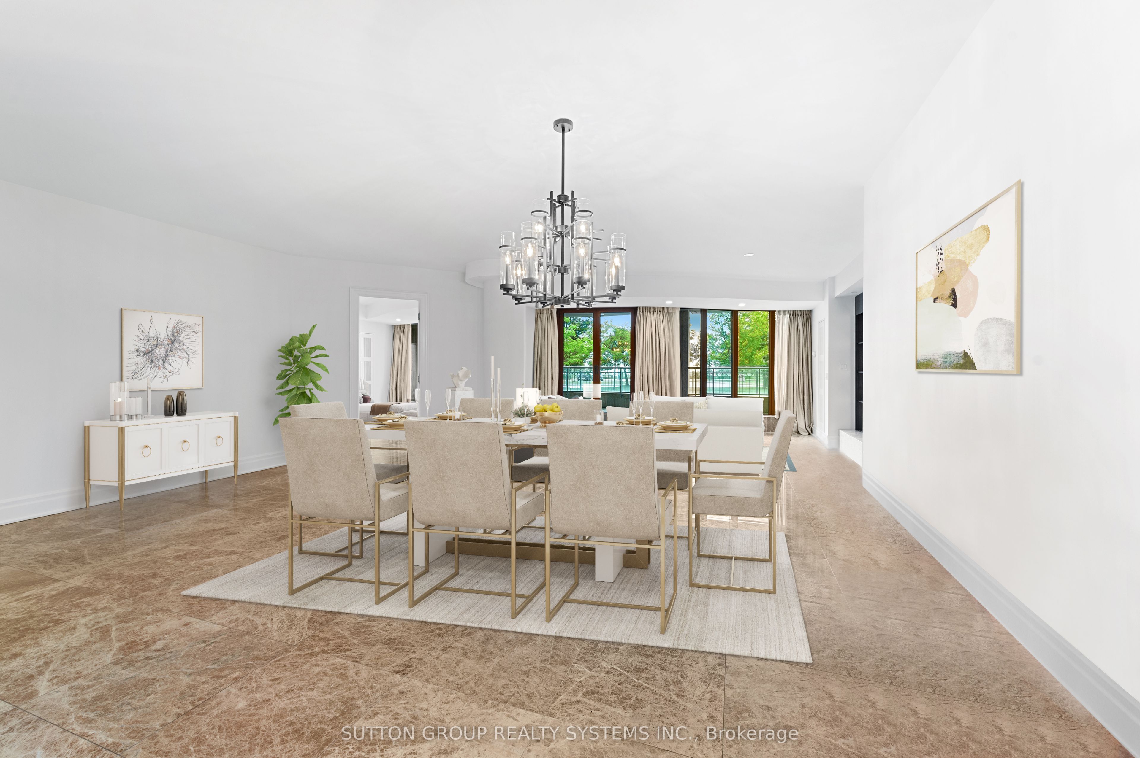 2095 Lake Shore Boulevard W 102