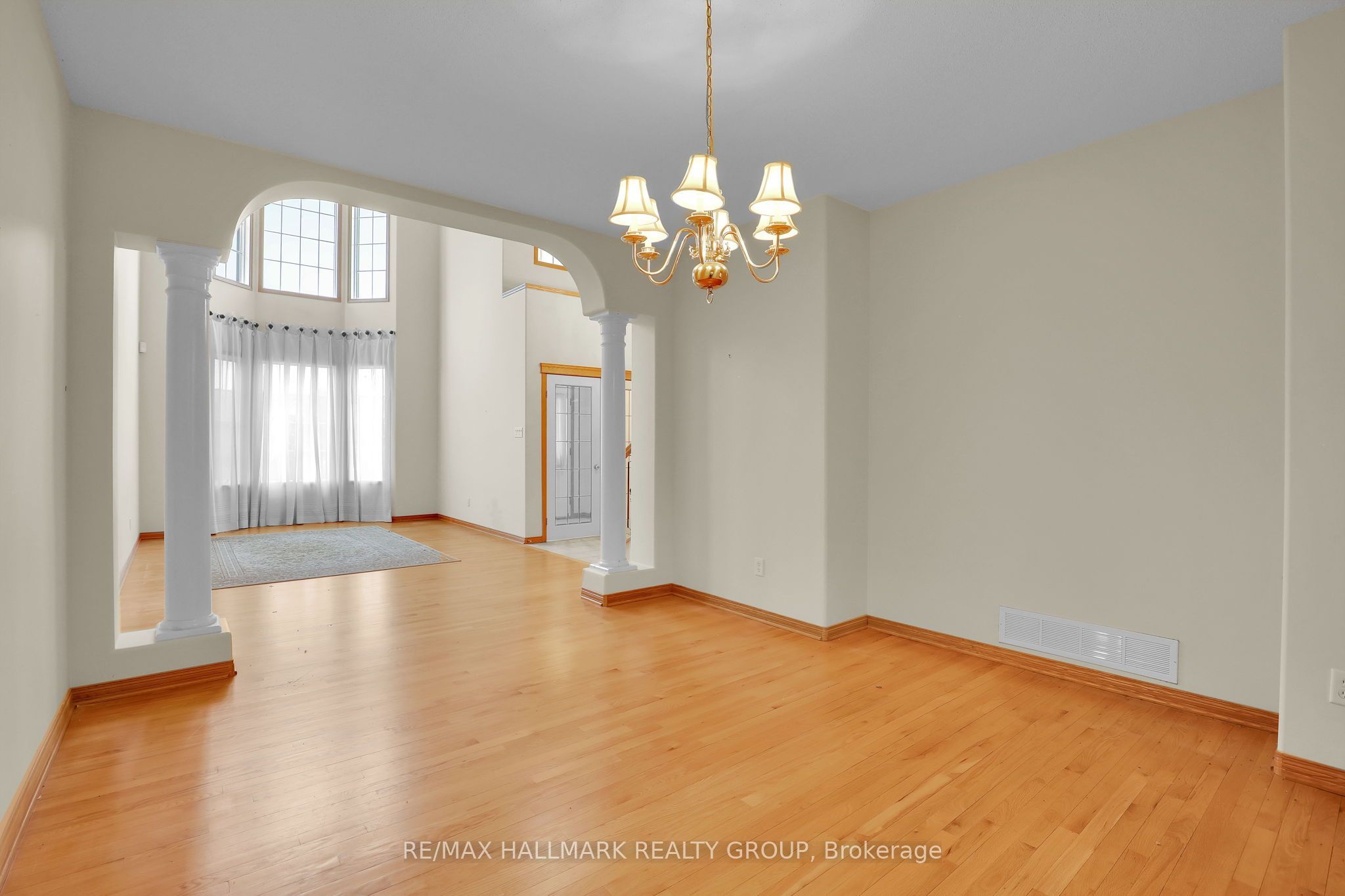 11 Riverstone Drive