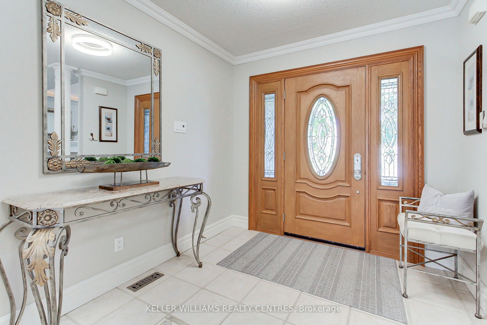65 Carlyle Crescent