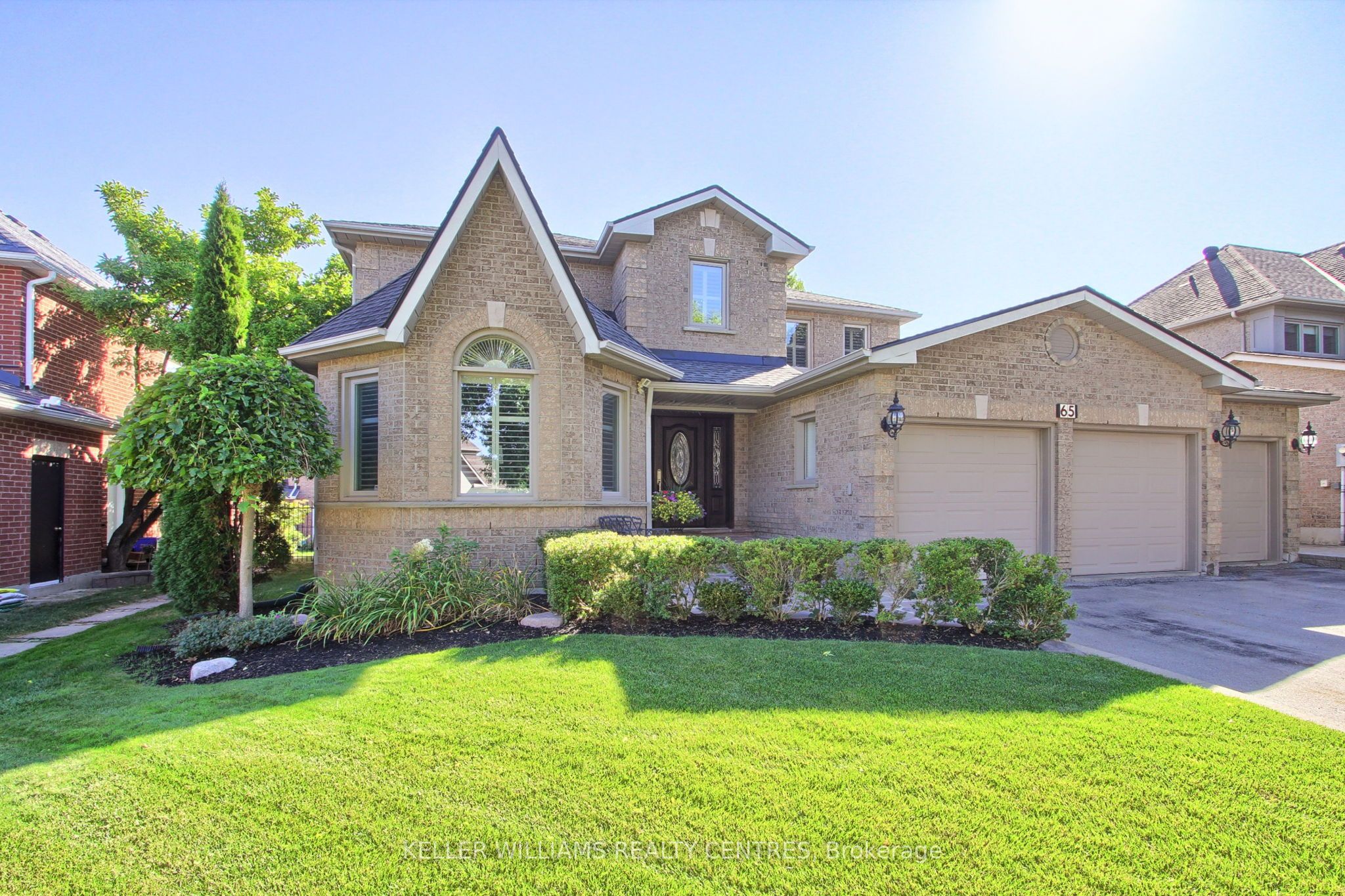 65 Carlyle Crescent