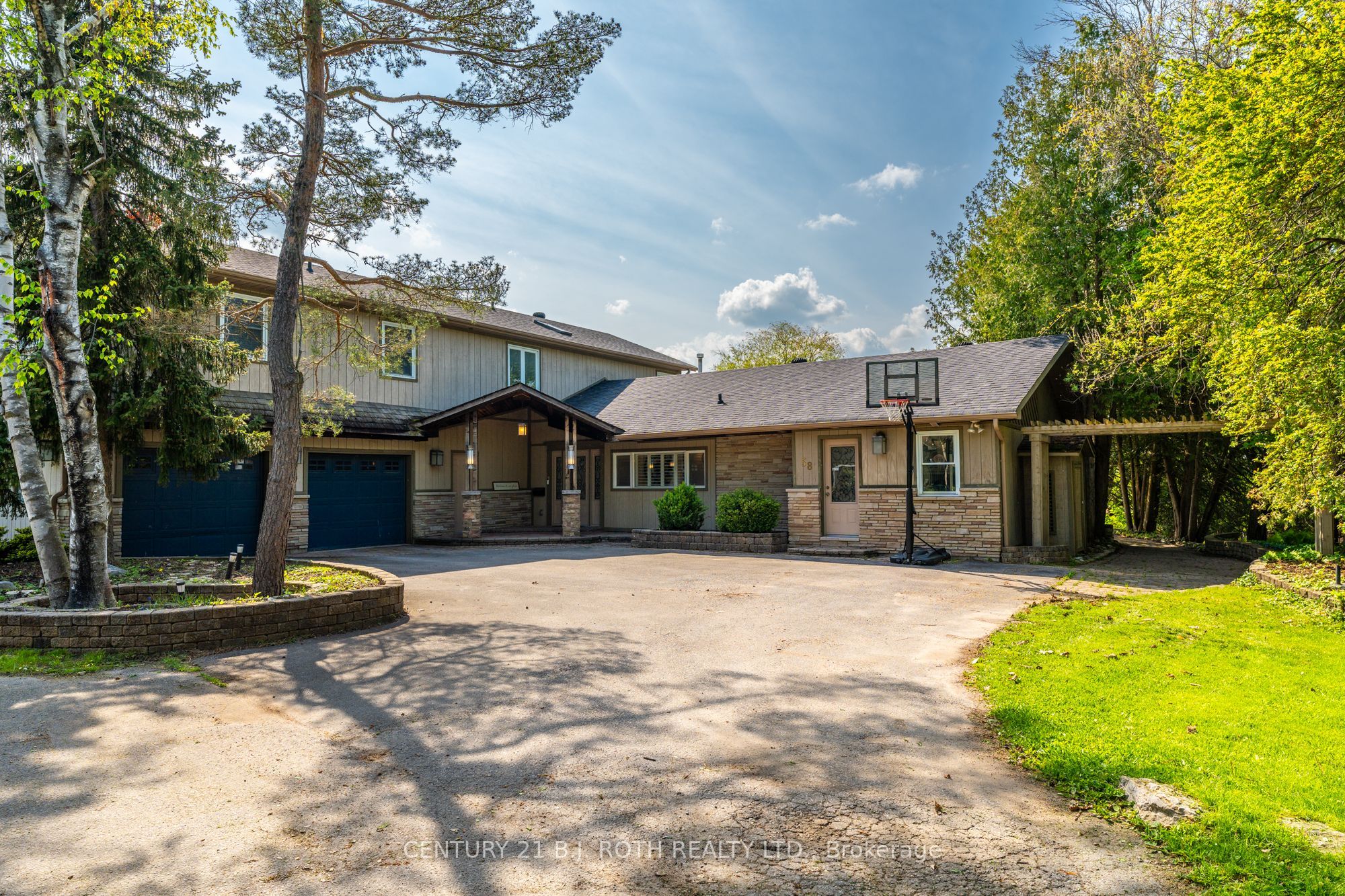 58 White Oaks Road