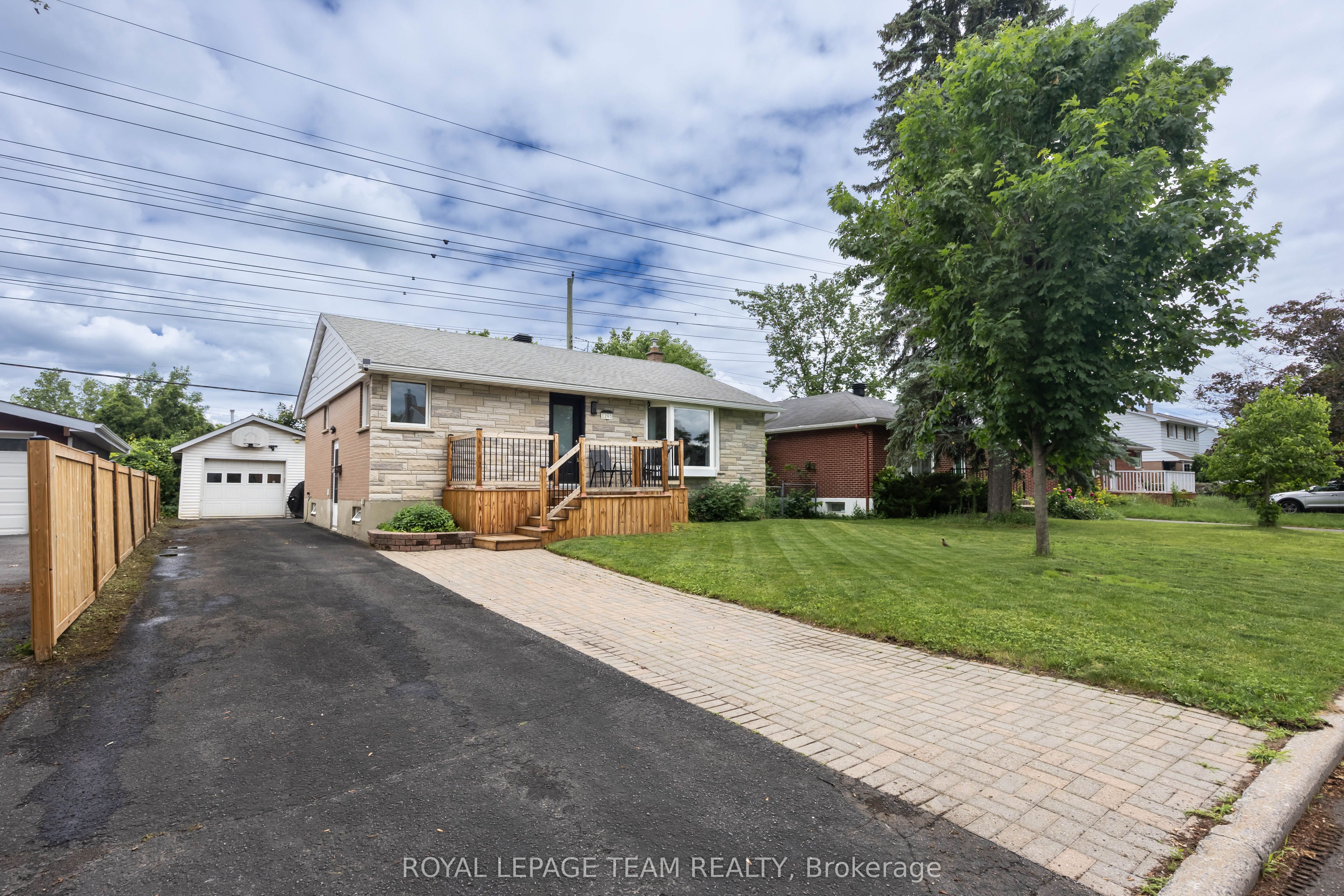 1293 Woodside Drive