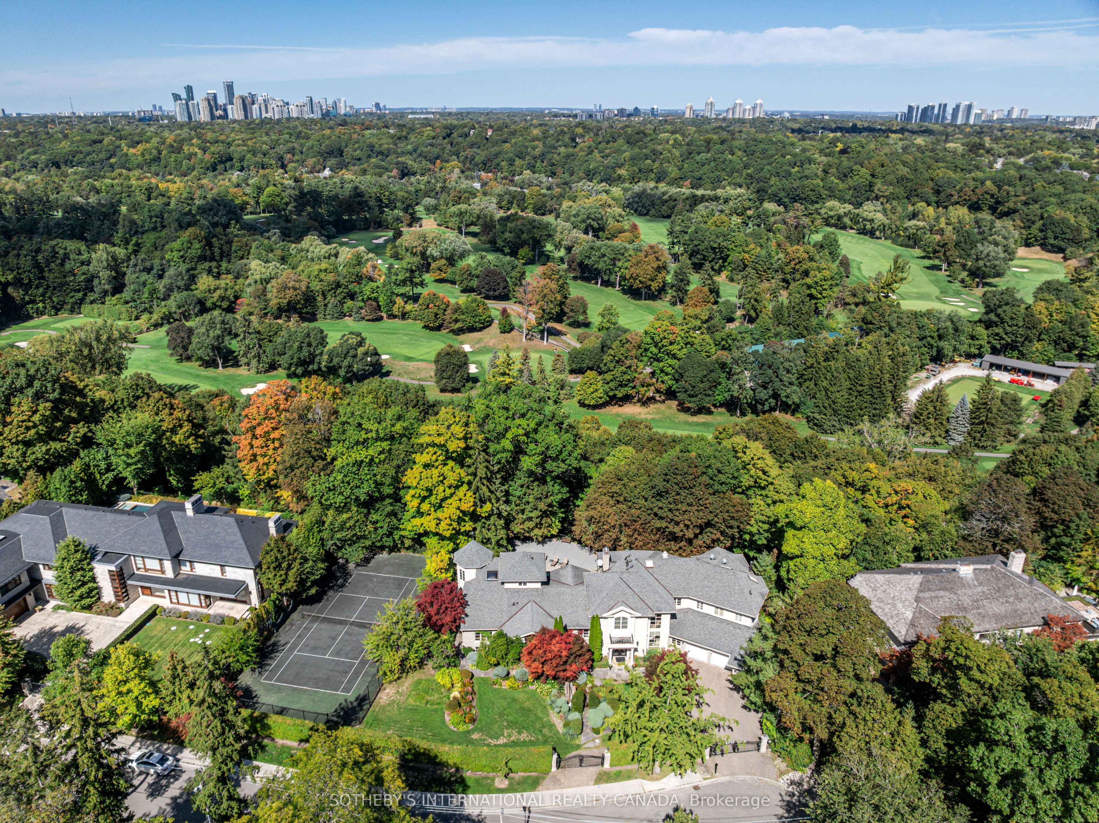 338/340 Riverview Drive
