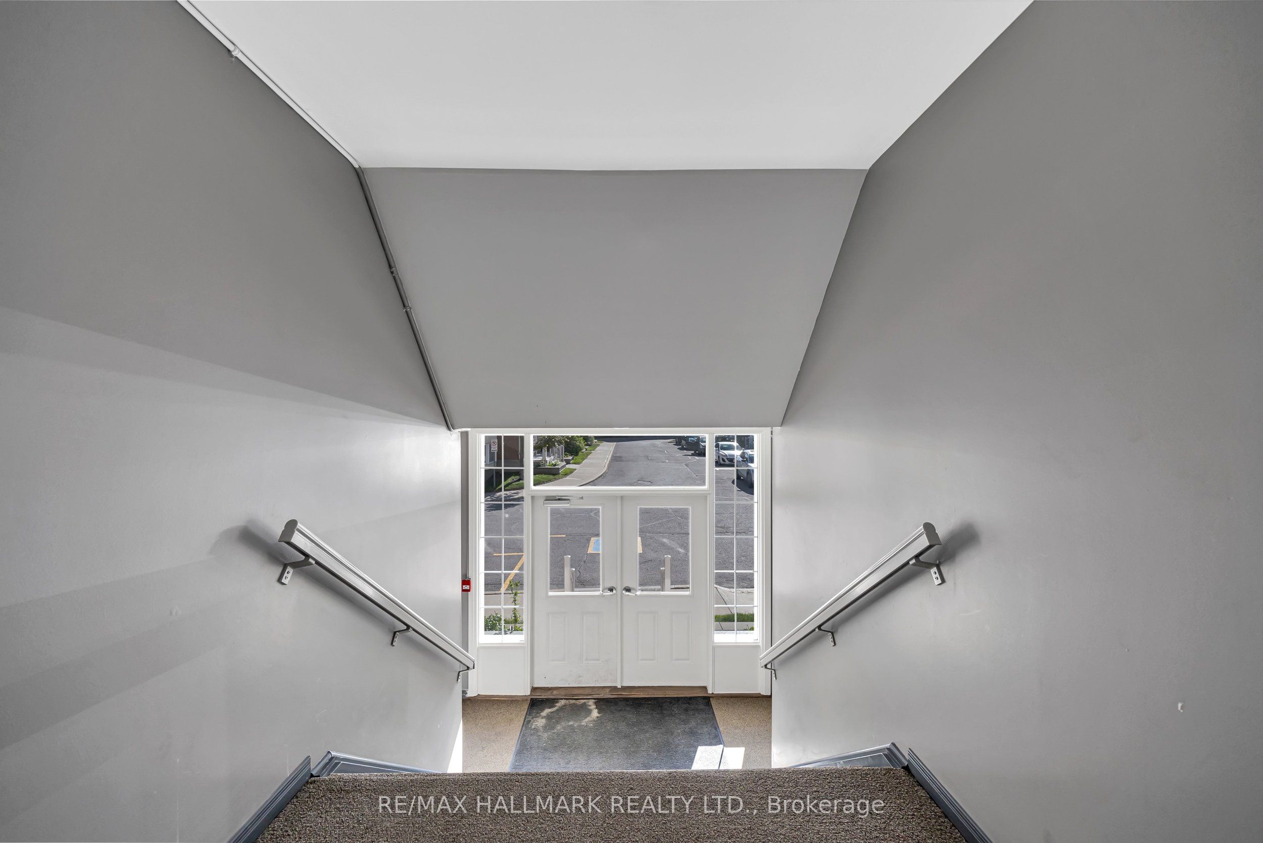 106 Petra Way 3