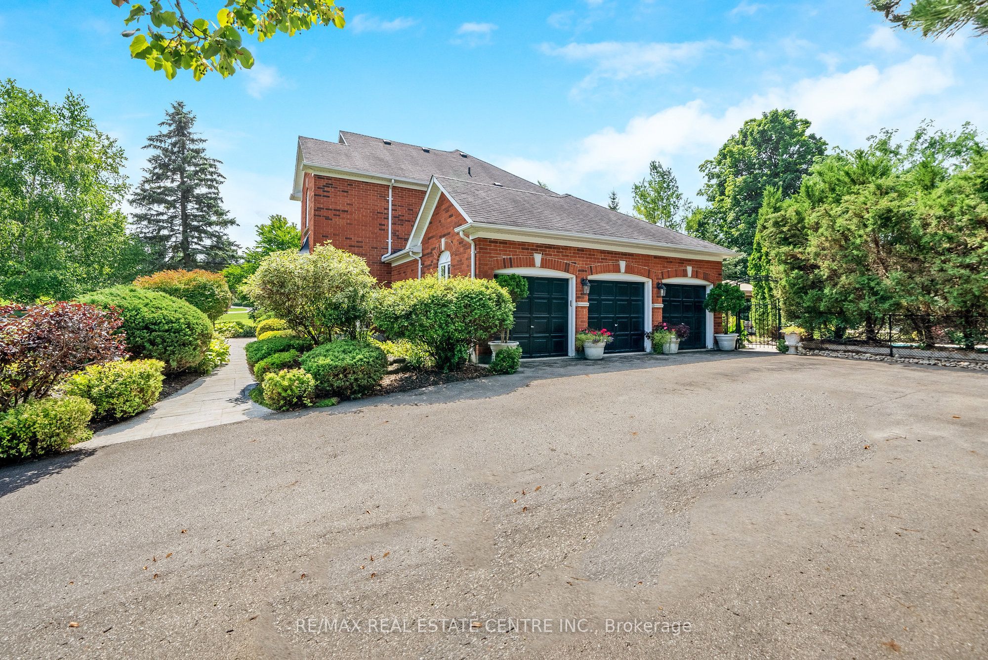 15 Trillium Terrace