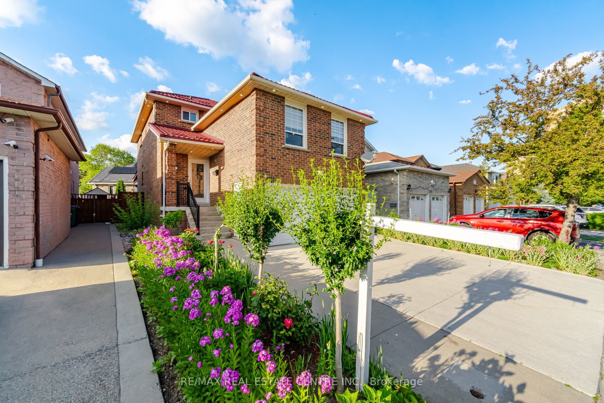 177 Surbray Grove