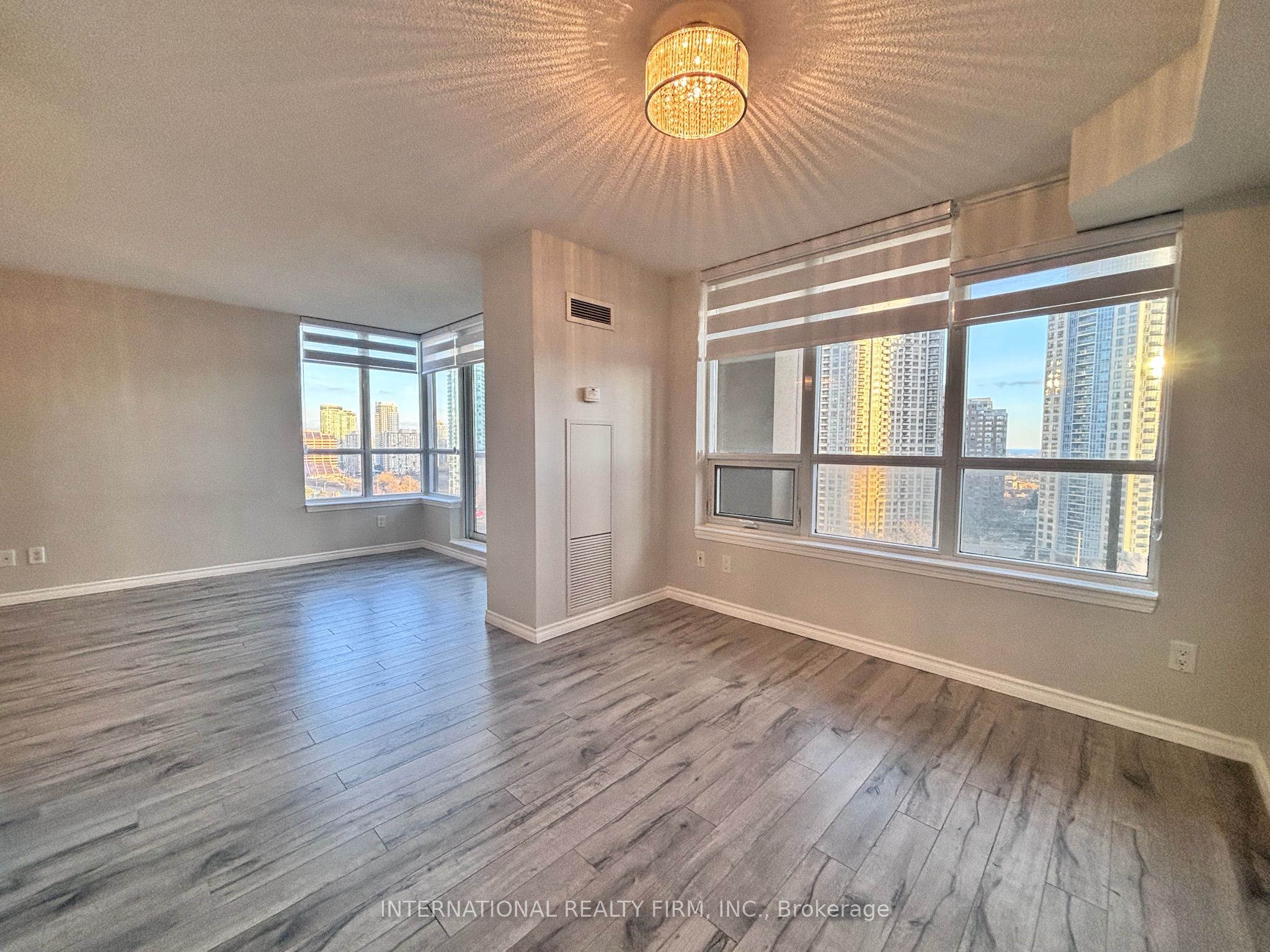 4080 Living Arts Drive 1511