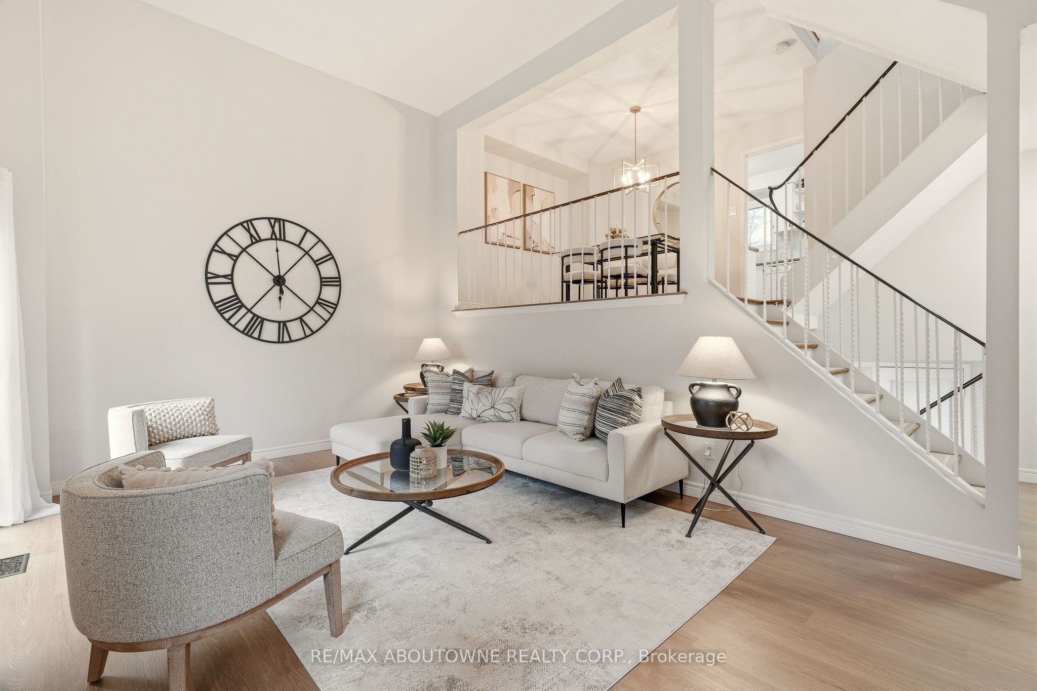 6040 Montevideo Road 54