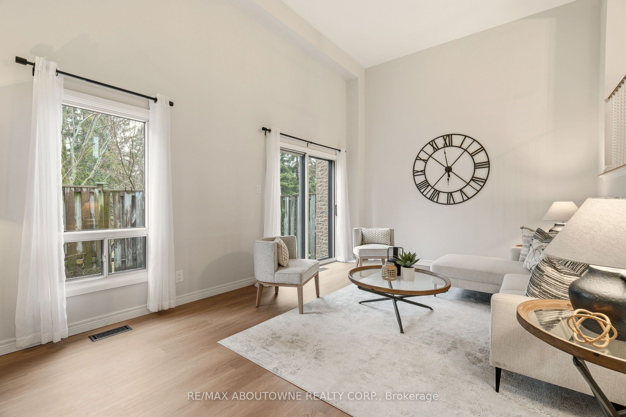 6040 Montevideo Road 54