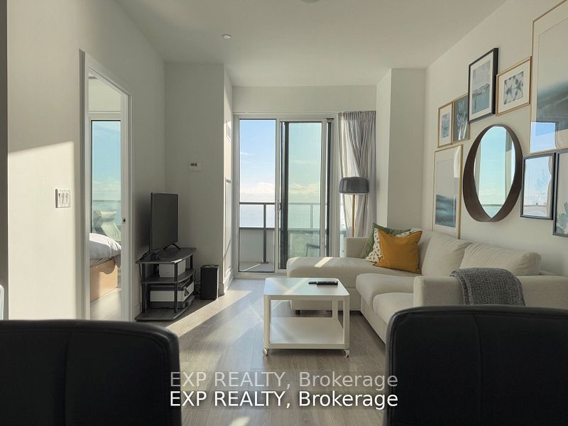 20 Shore Breeze Drive 2808