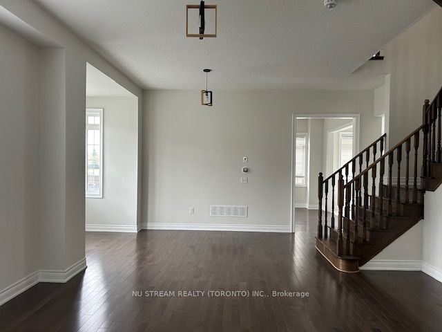 30 Baleberry Crescent