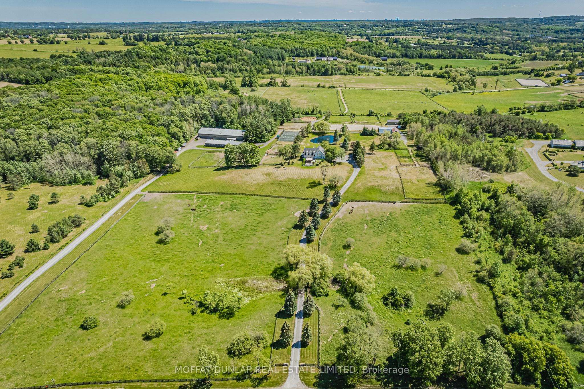 2065 19th Side Road