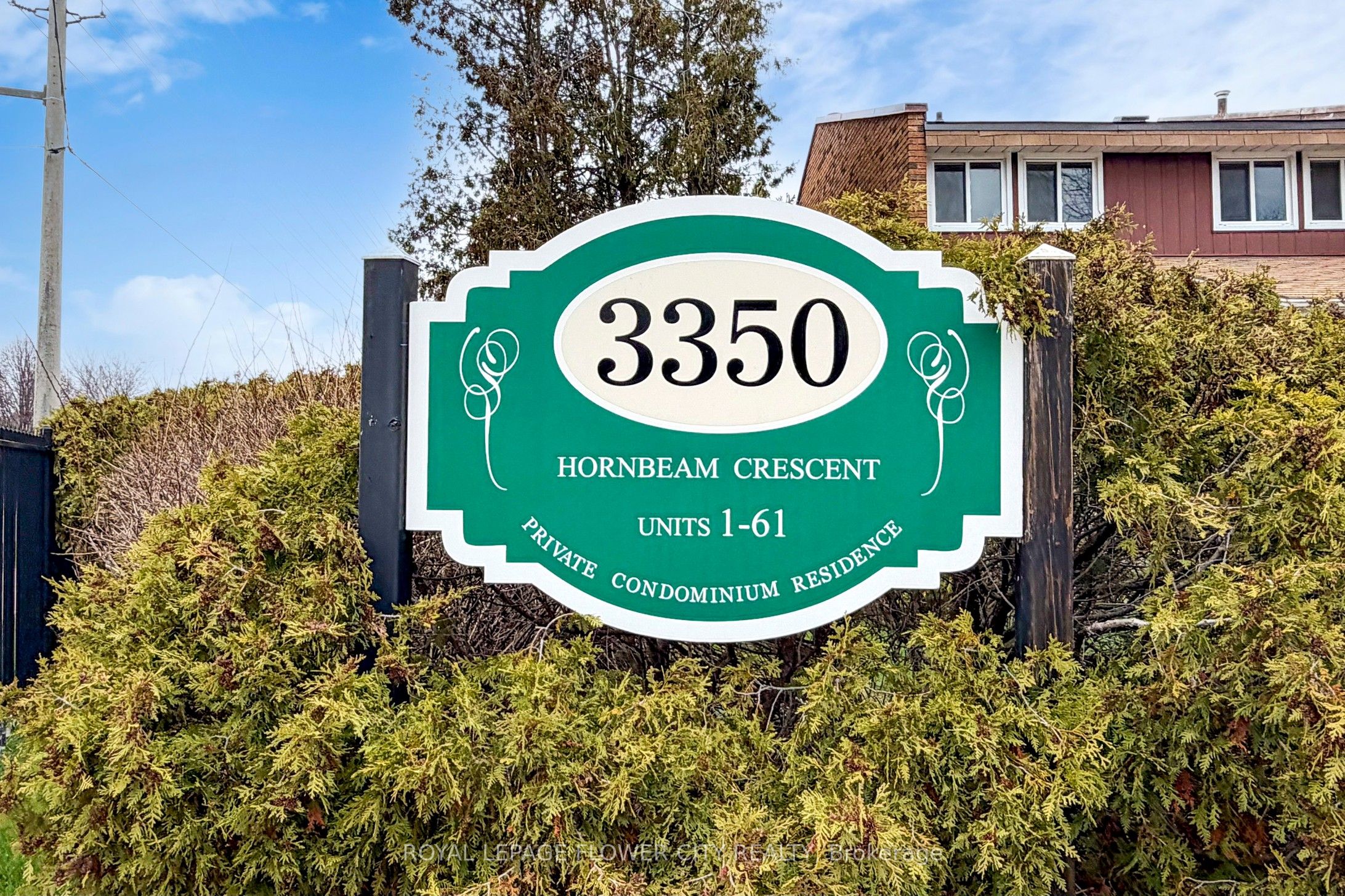 3350 Hornbeam Crescent 9