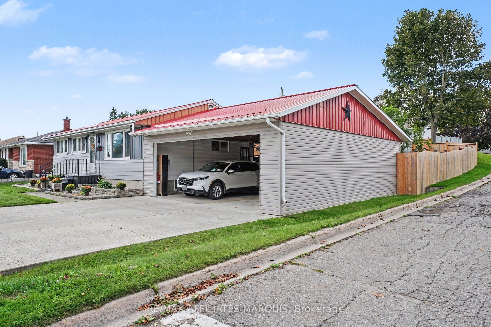 86 Jasper Avenue
