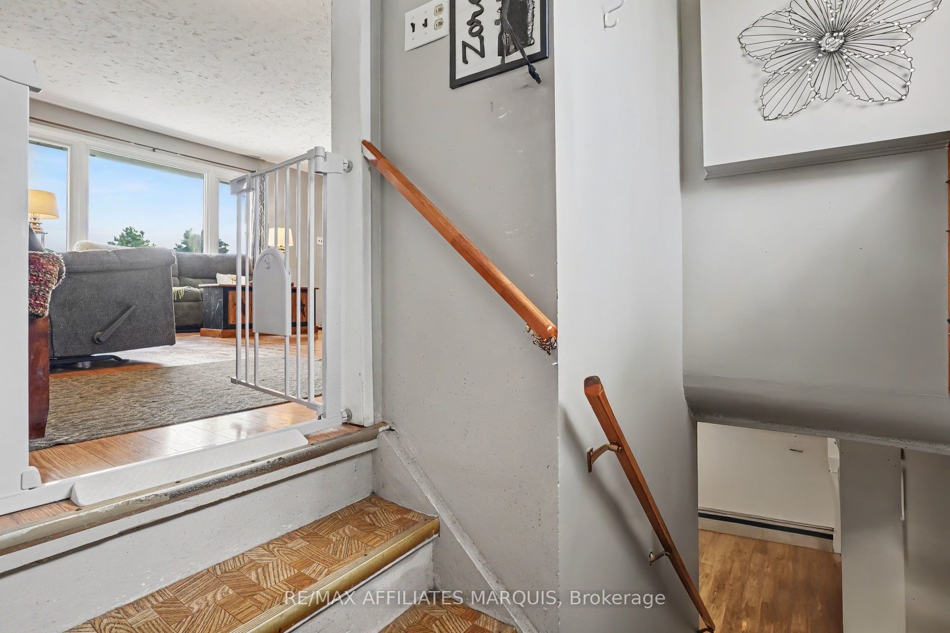 86 Jasper Avenue