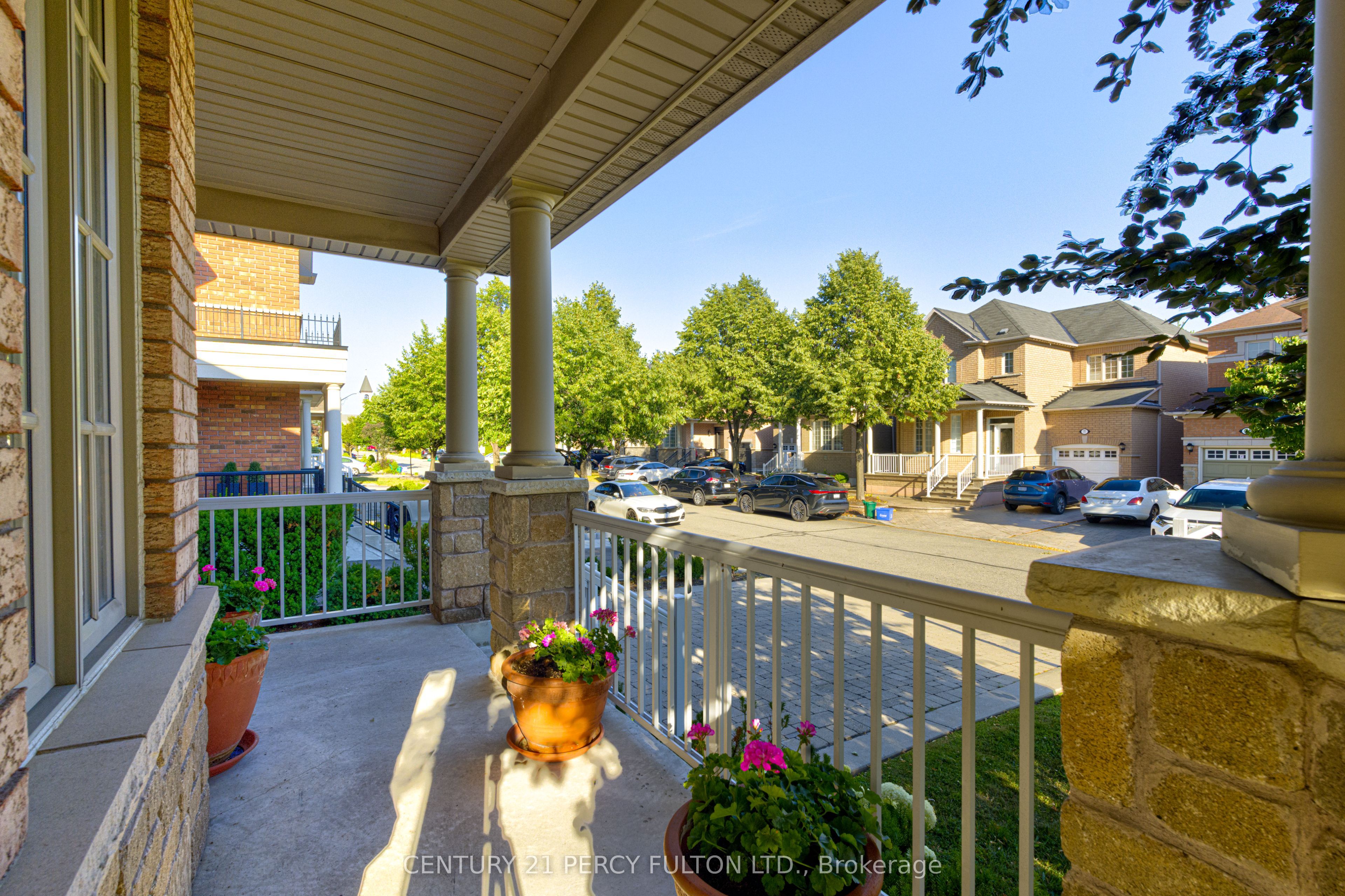 80 Saint James Avenue