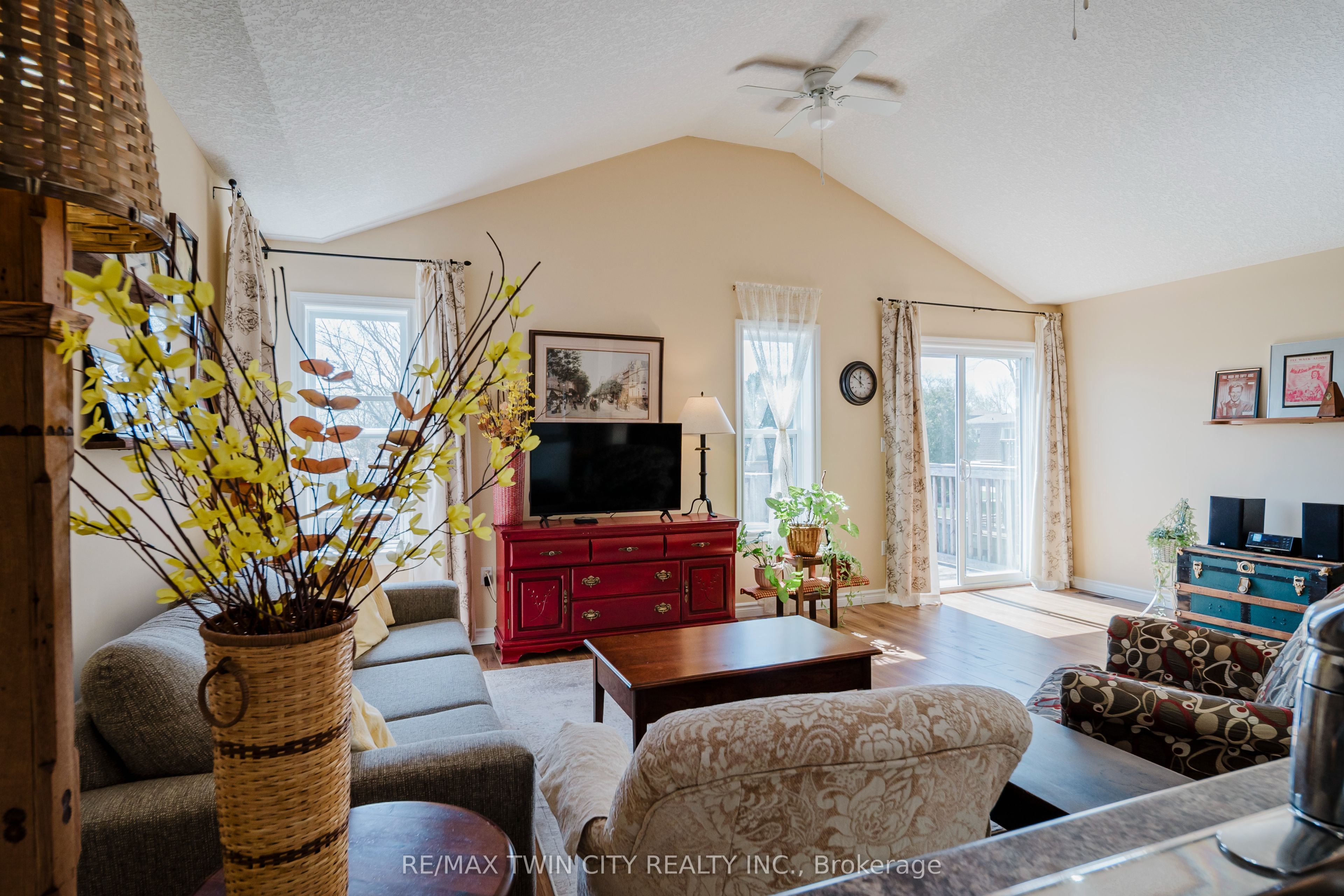 90 Captain Mccallum Drive