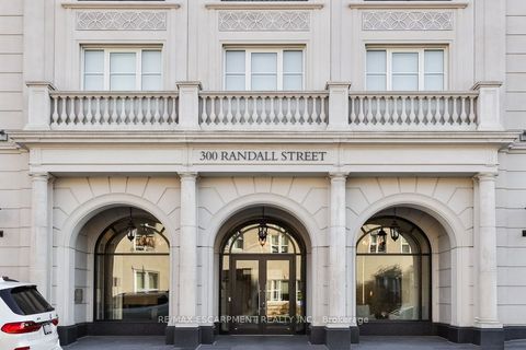 300 Randall Street 212 Oakville ON L6J 1R1