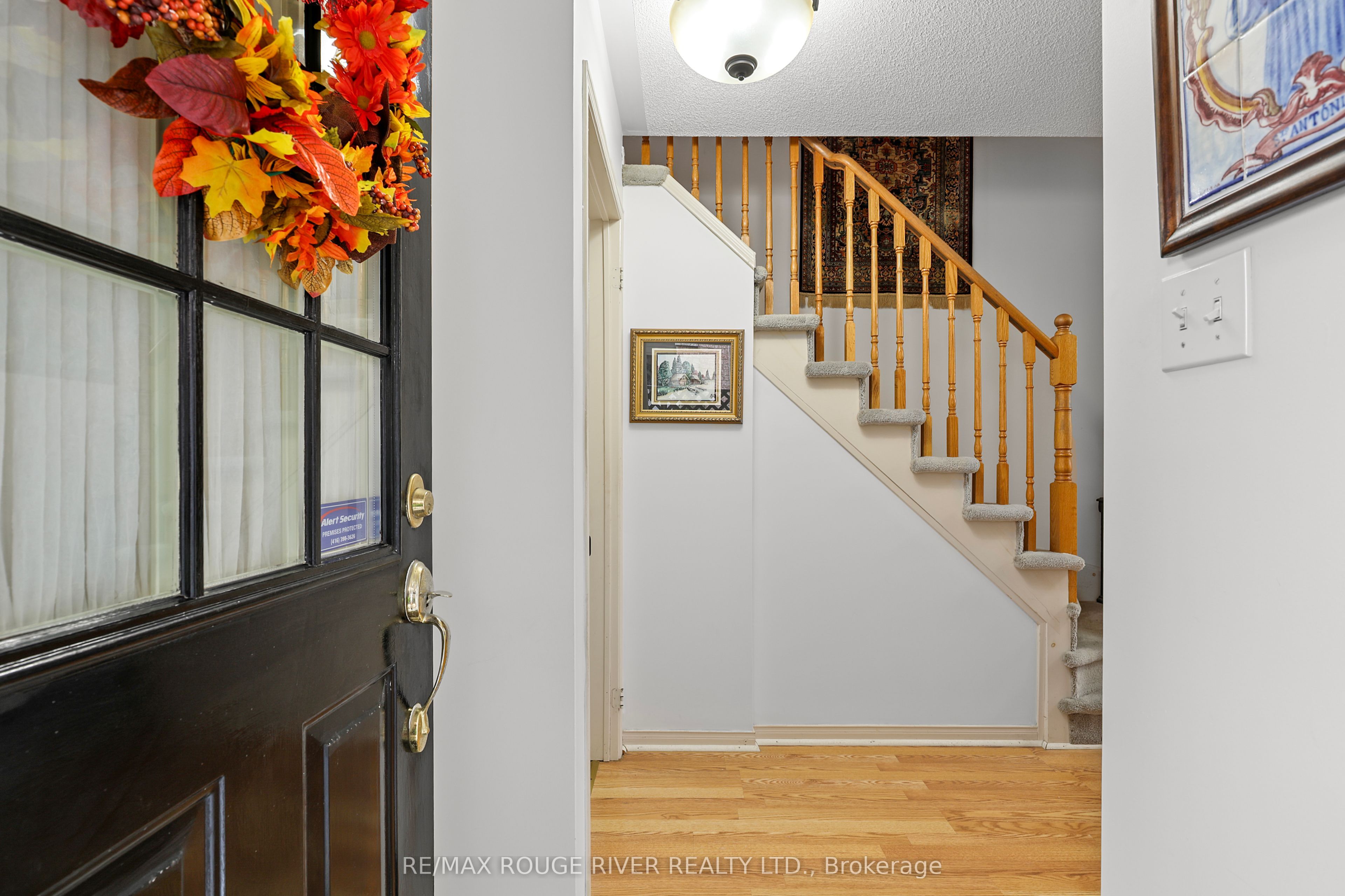 1543 Otonabee Drive