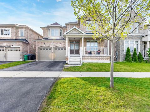 16 Cloncurry Street Brampton ON L6P 4G3
