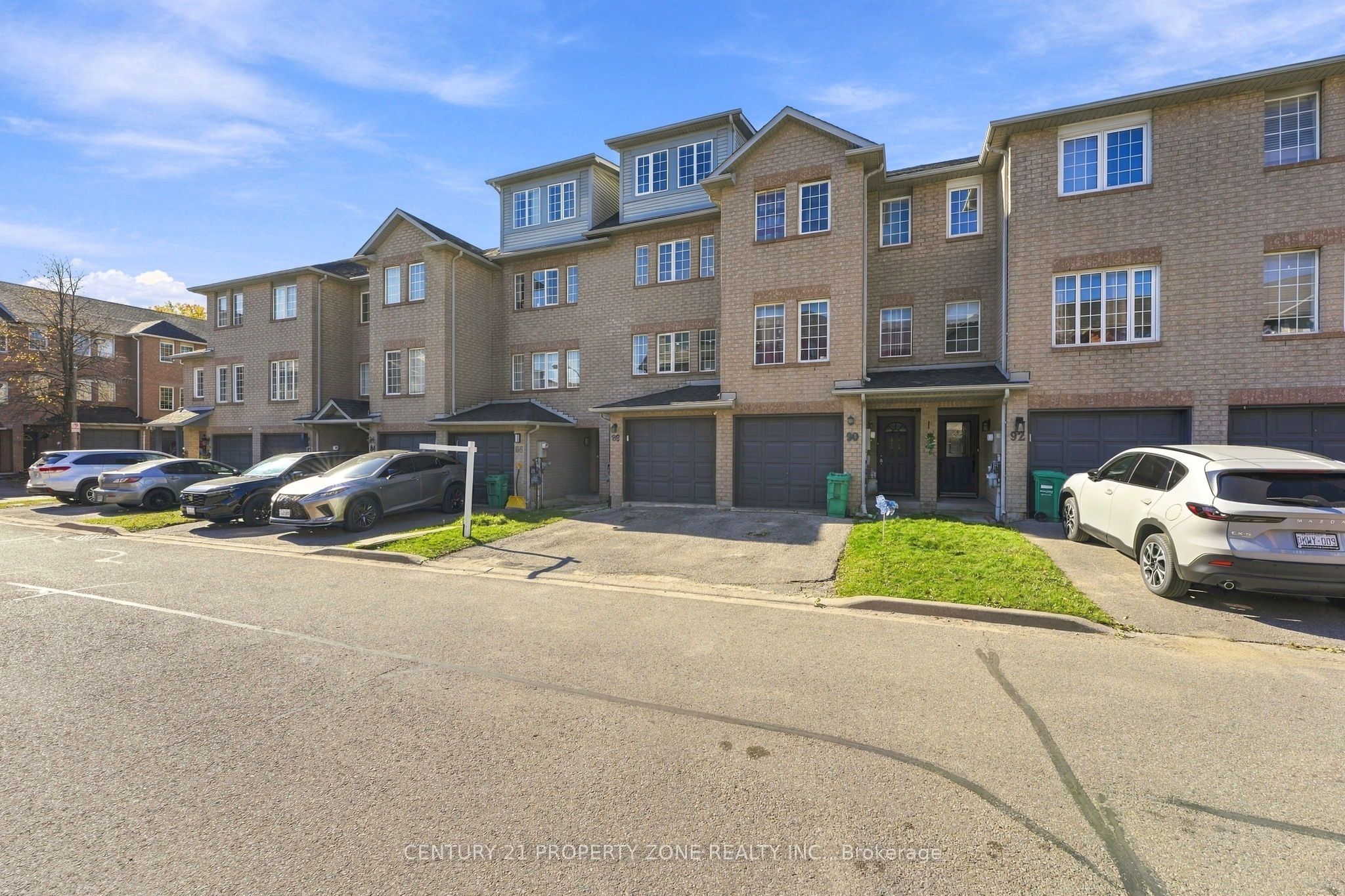 88 Spadina Road