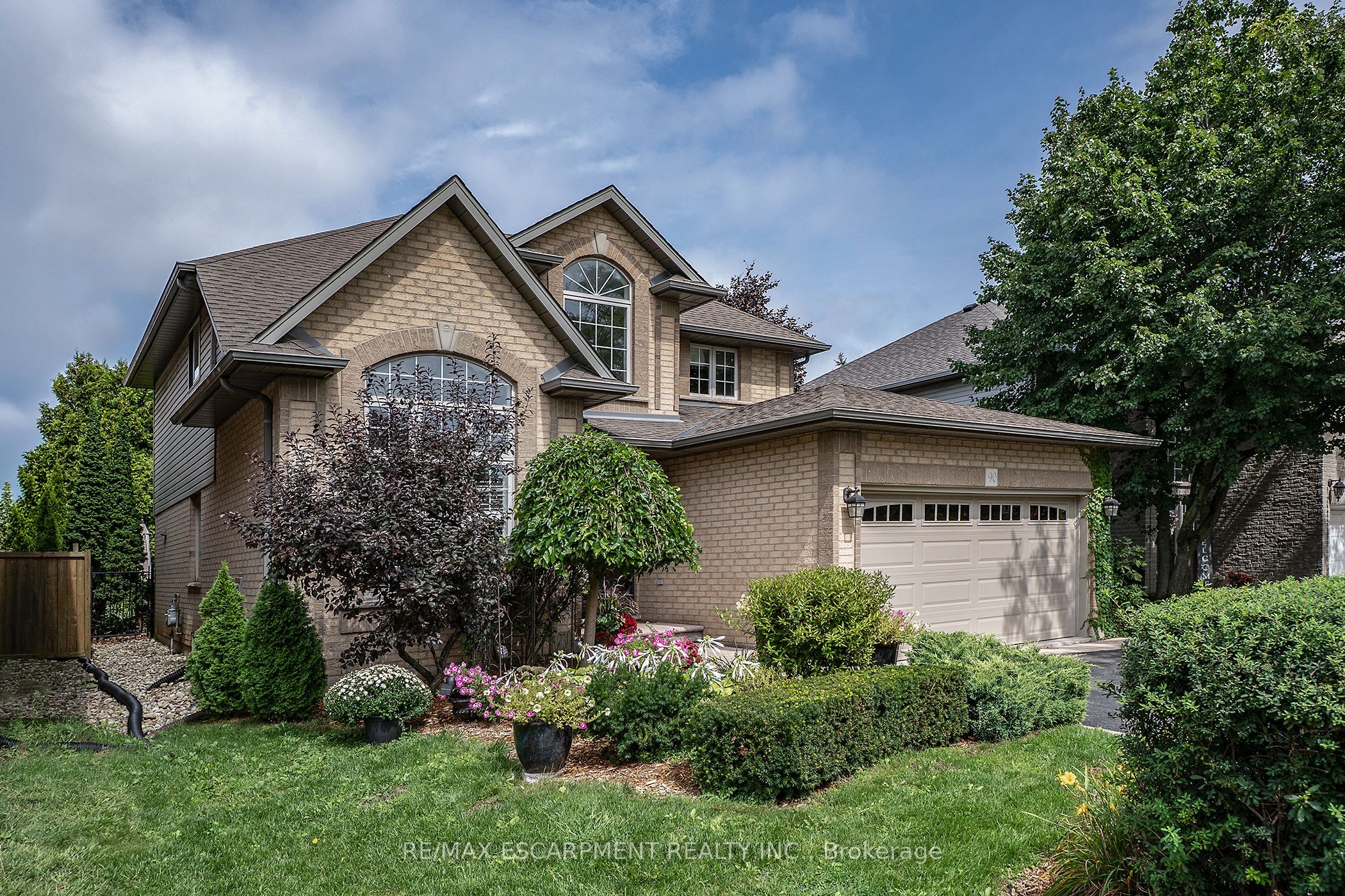 90 Surrey Drive