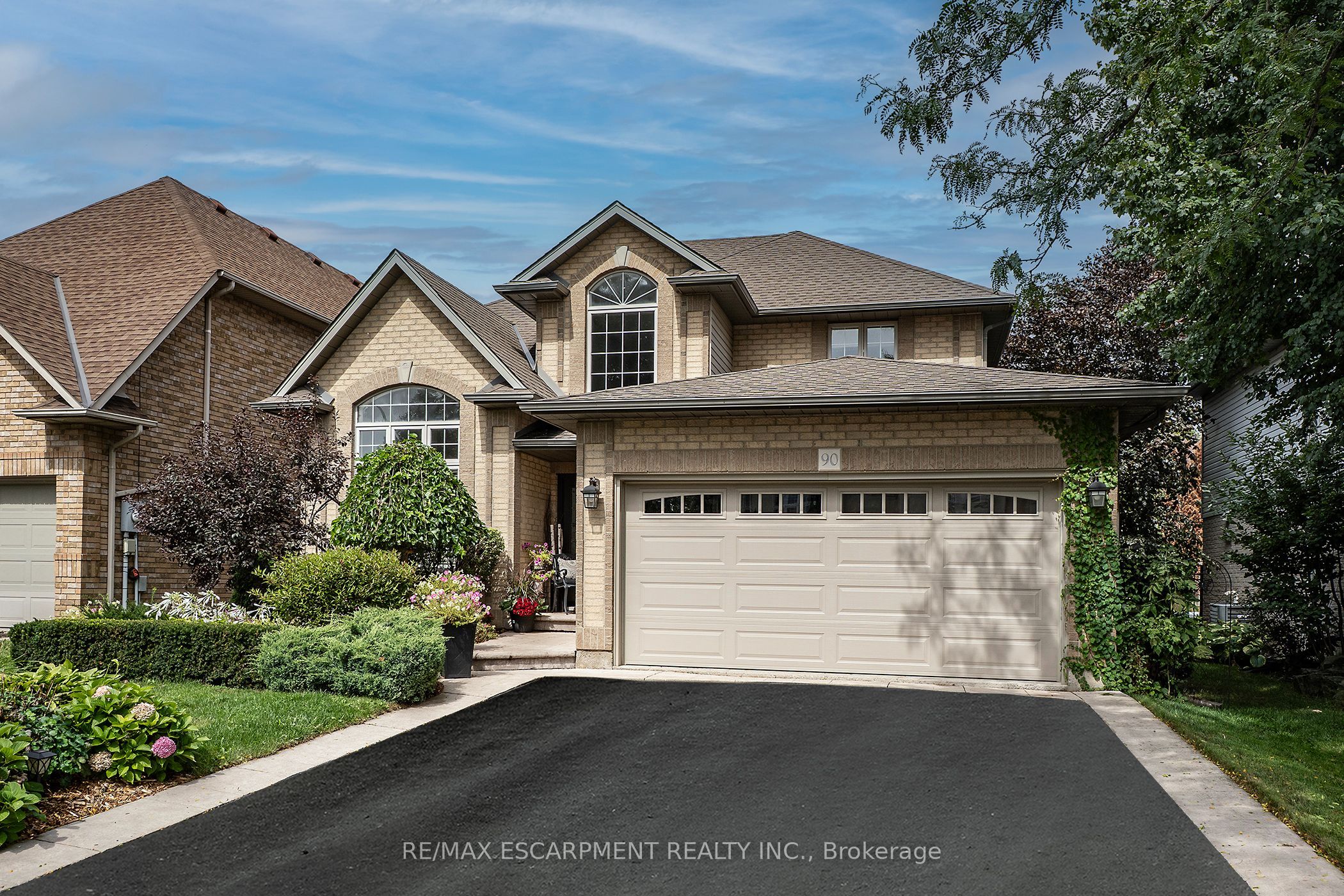 90 Surrey Drive