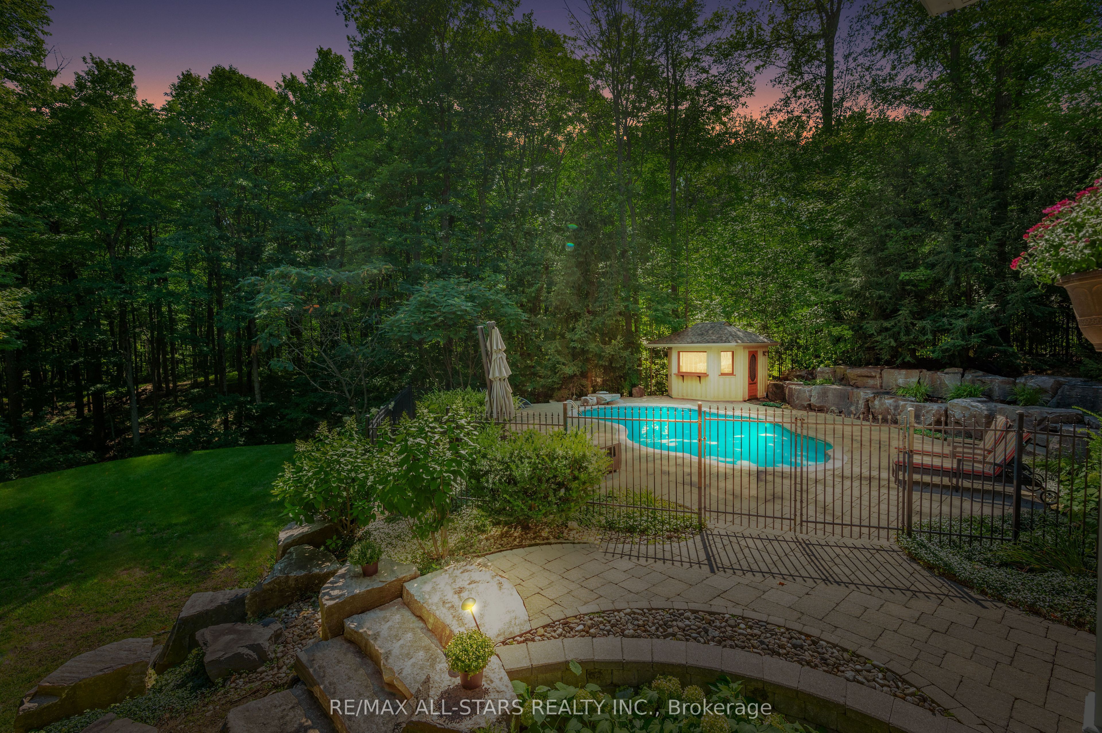 3 Bridgewater Drive