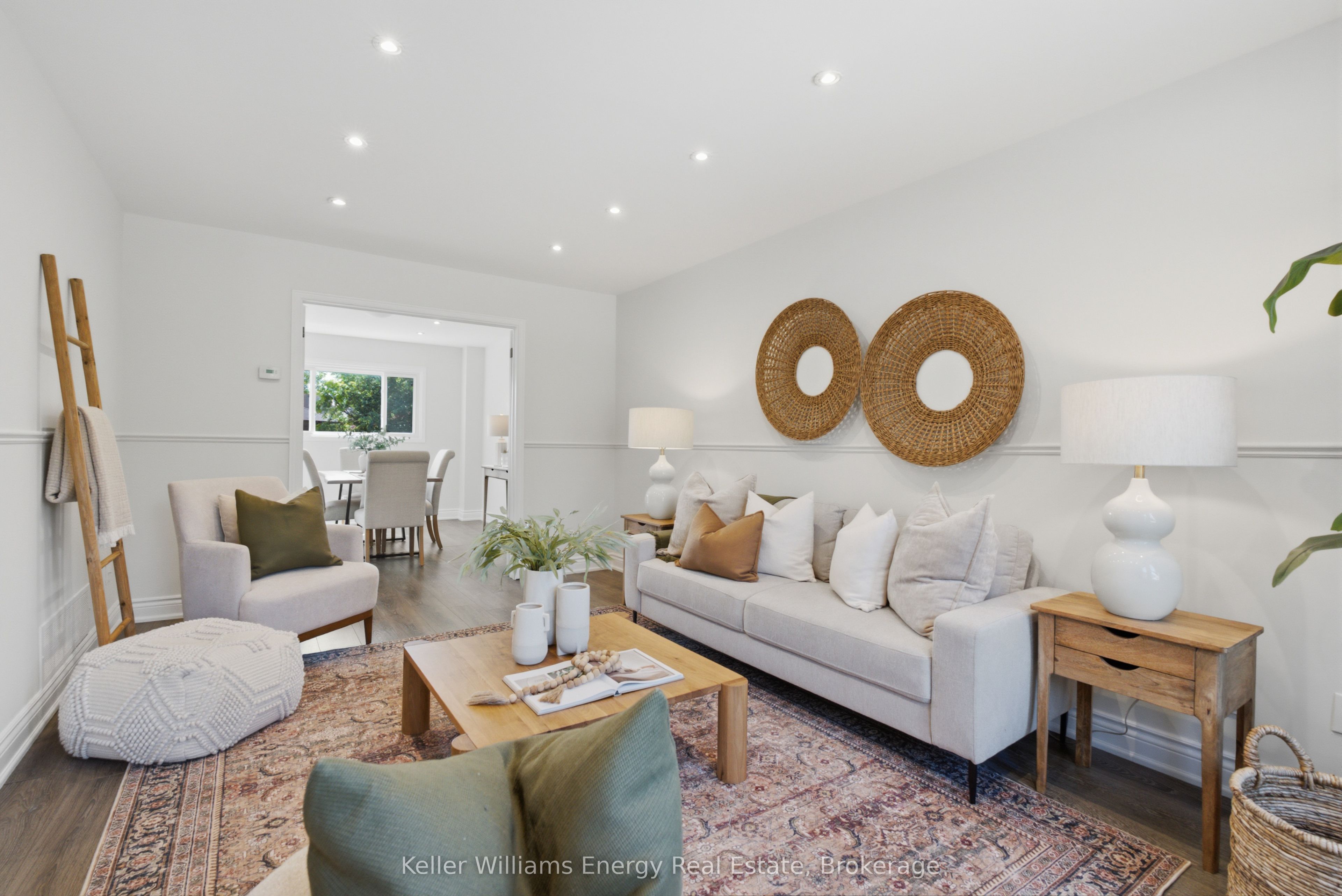 21 Rotherglen Road N