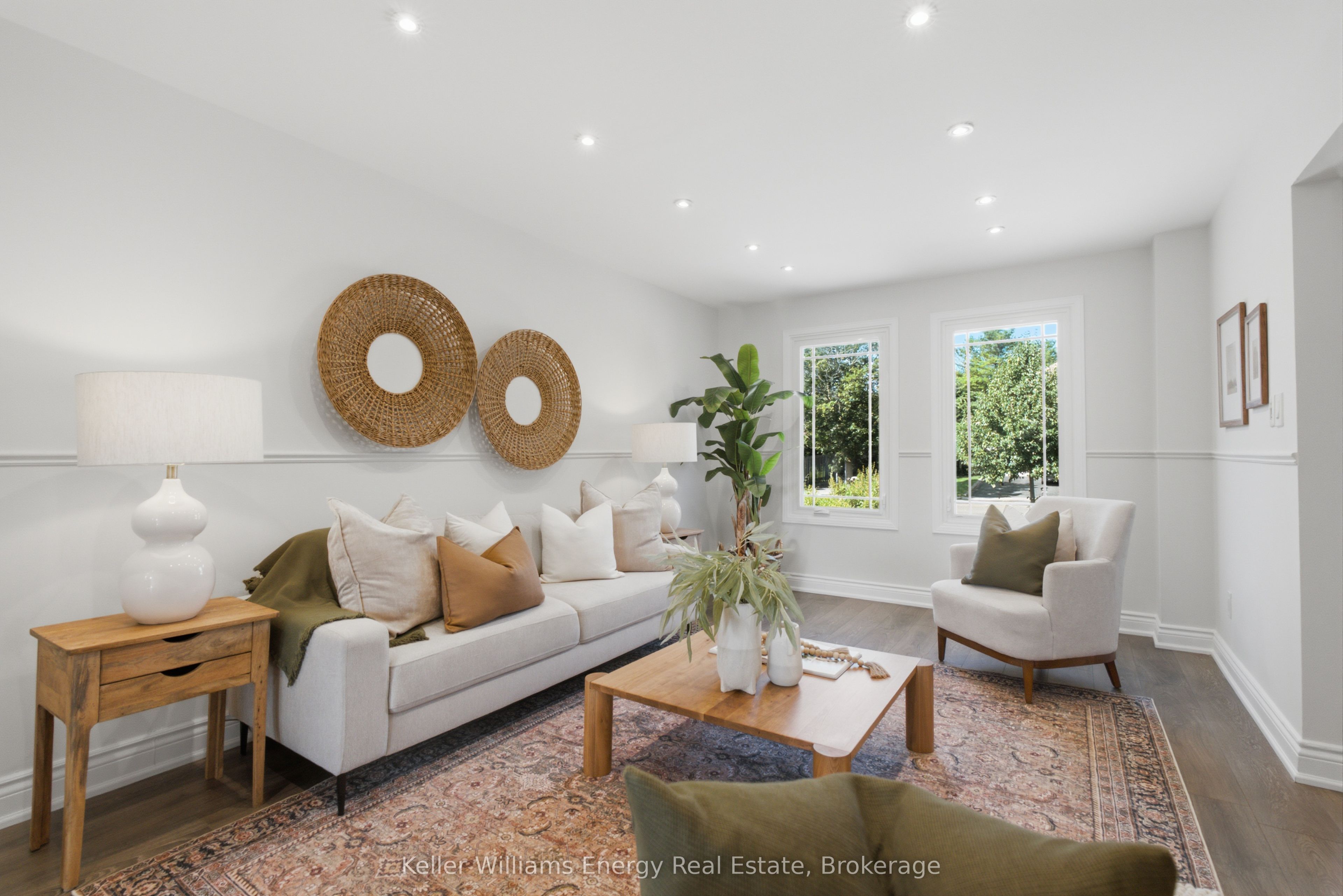 21 Rotherglen Road N
