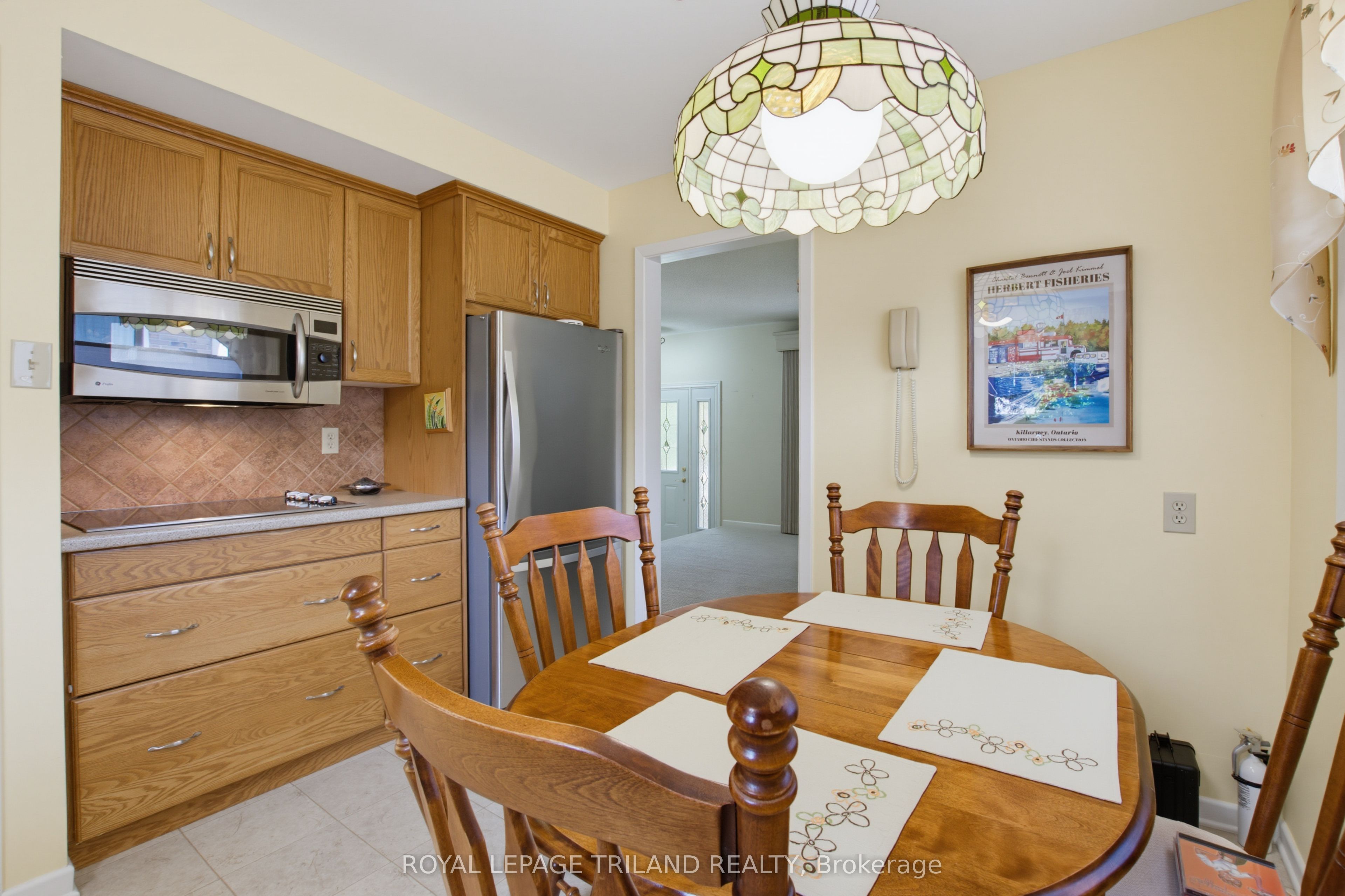 115 Champlain Crescent