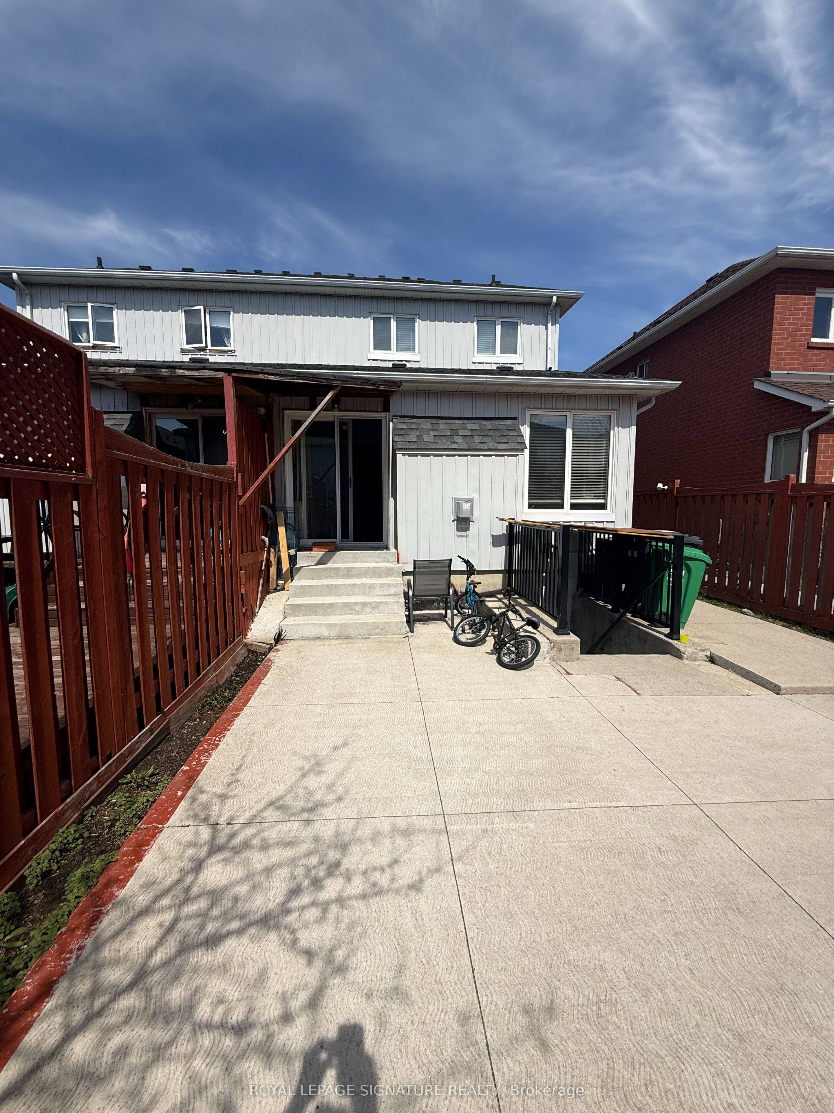 814 Golden Farmer Way