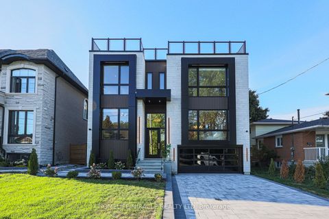 636 Annland Street Pickering ON L1W 1B1