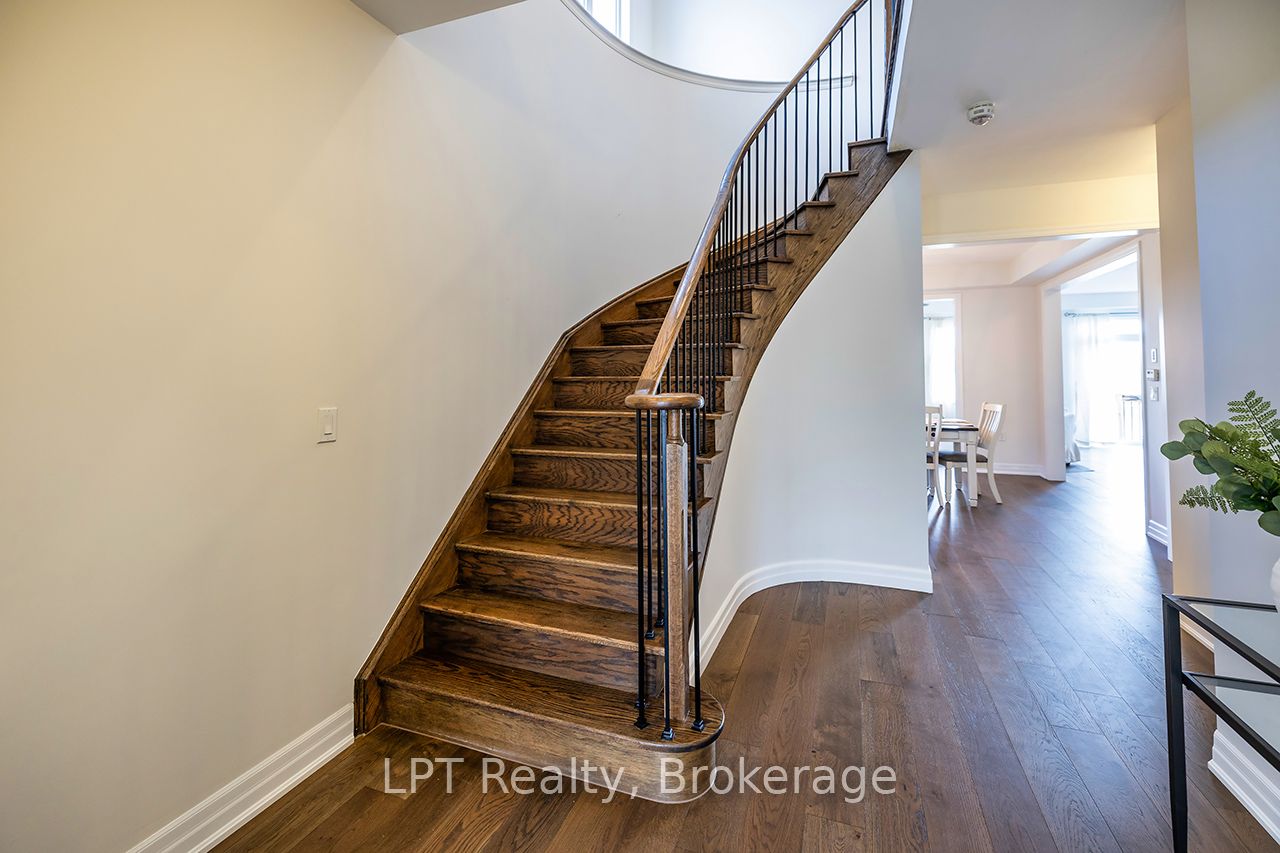 35 Purdy Place