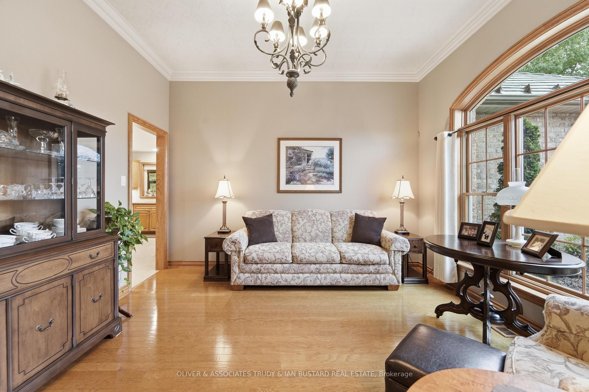 10075 Jennison Crescent