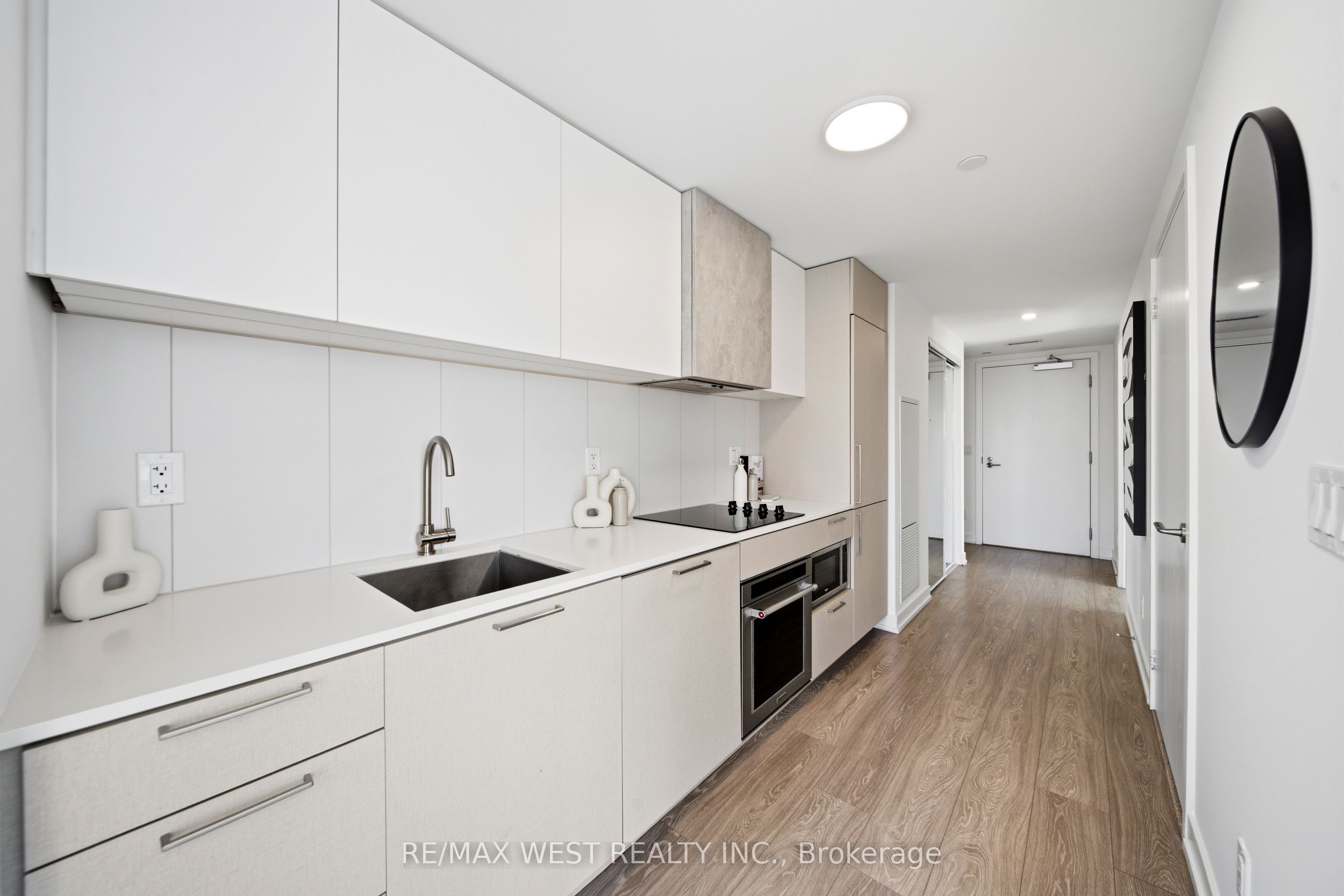 19 Western Battery Road 2107