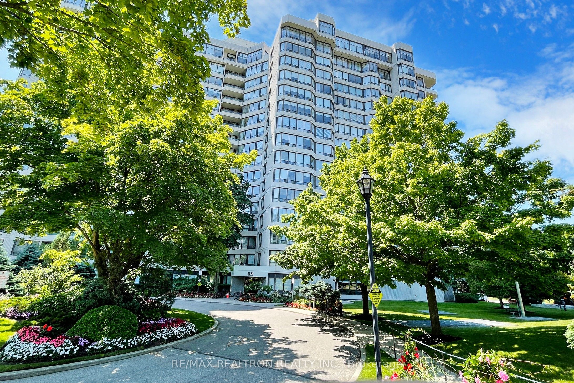1131 Steeles Avenue W 407