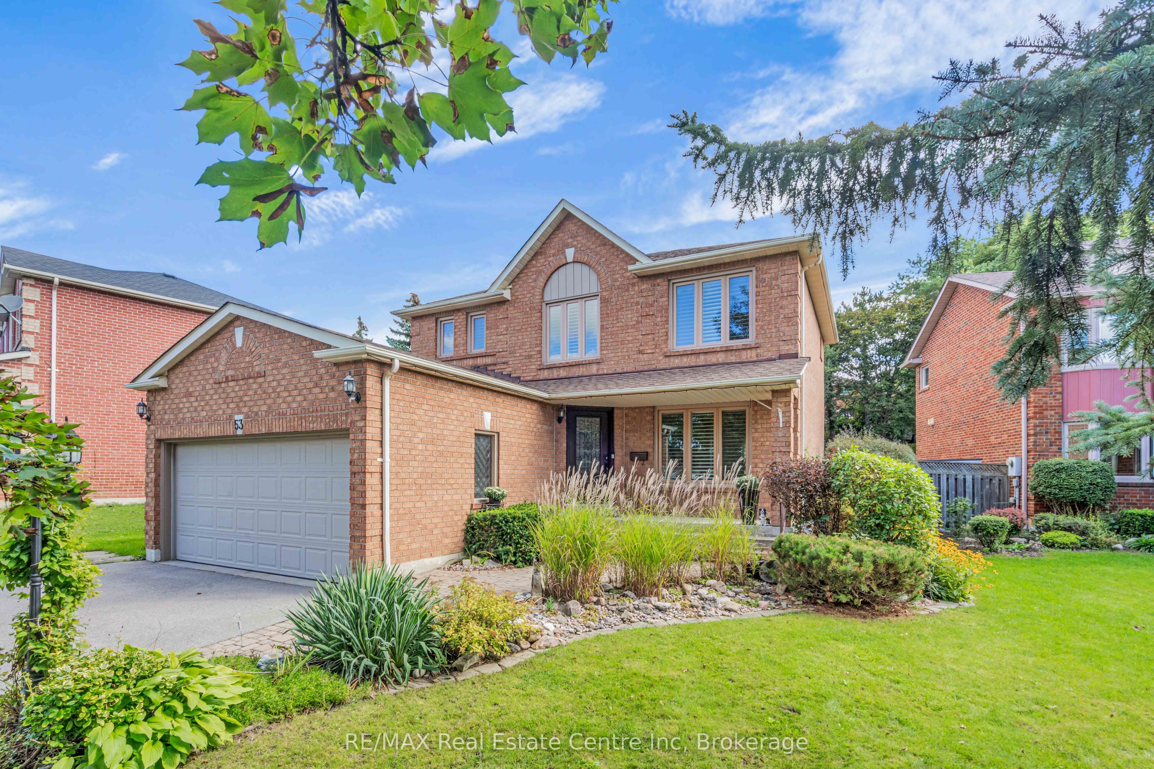 53 Meekings Drive