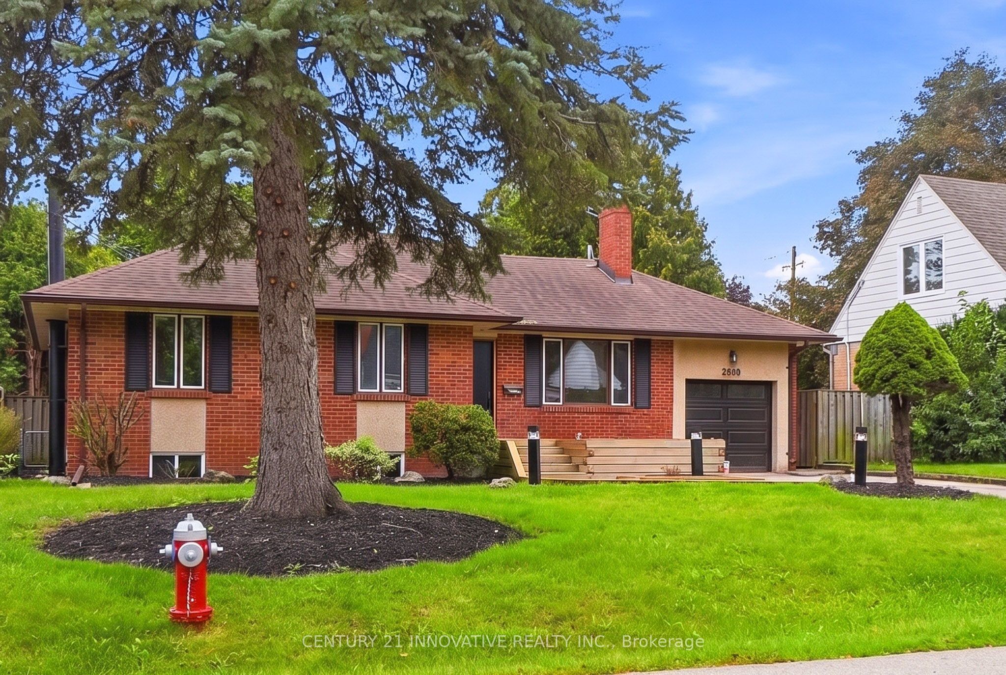 2068 Stewart Crescent
