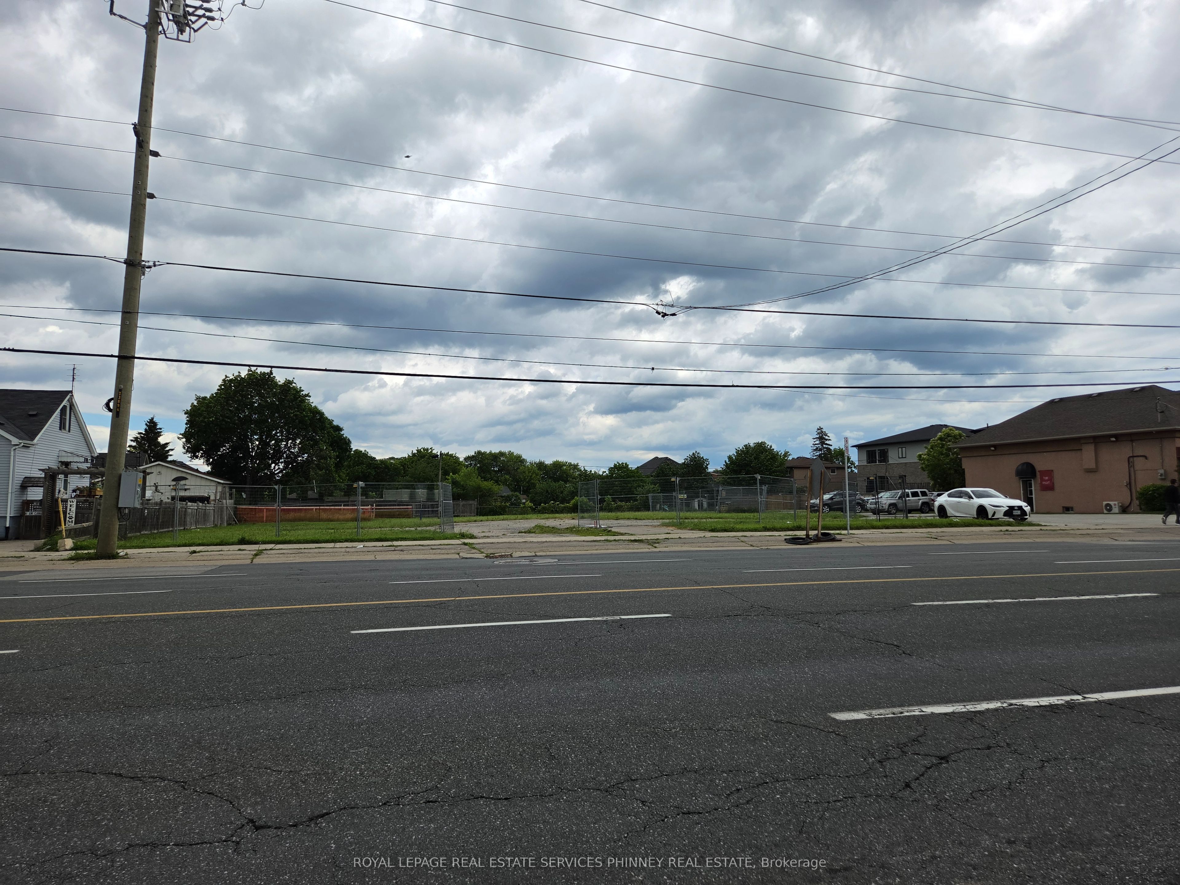 423 Highway 8 N/A