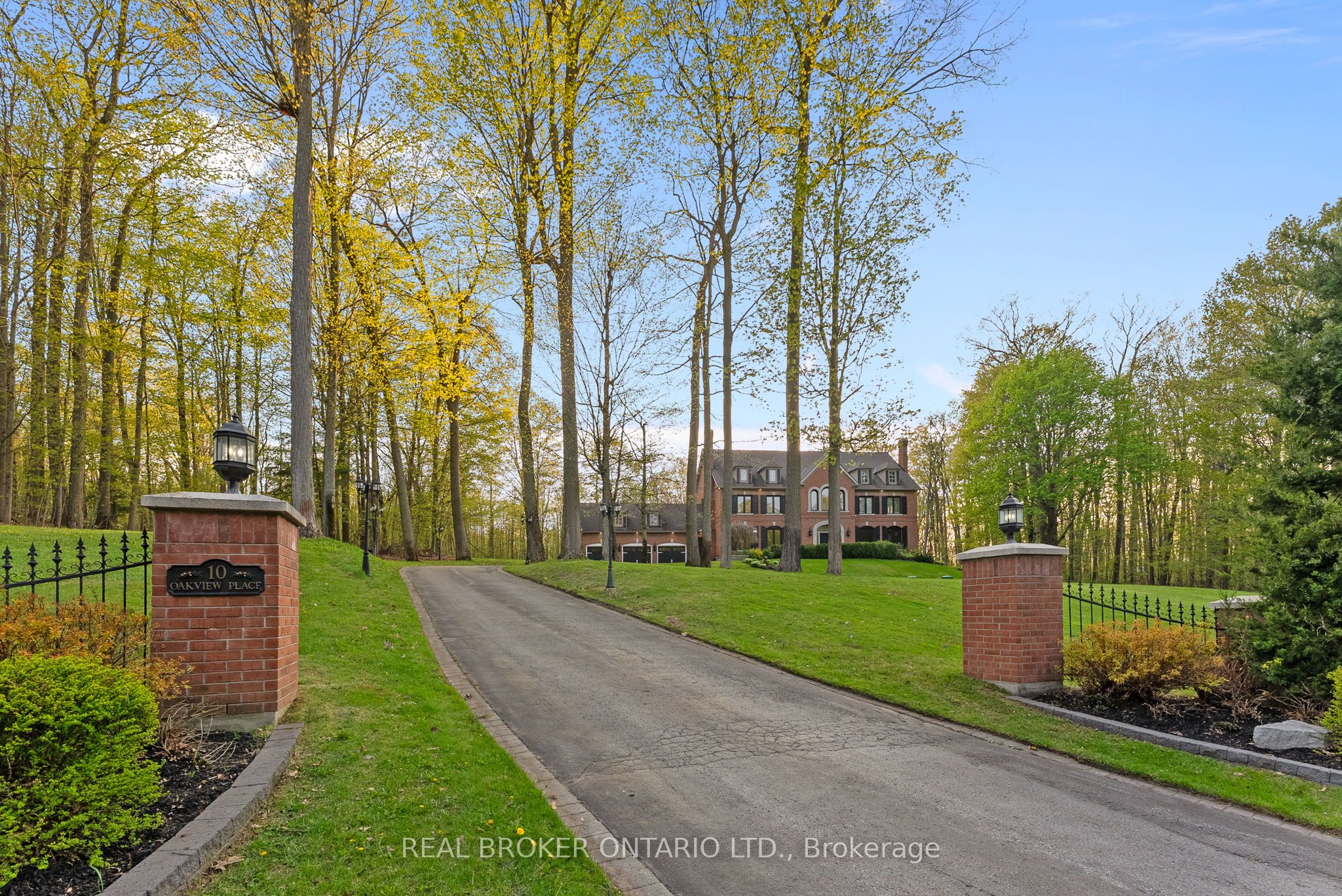 10 Oakview Place